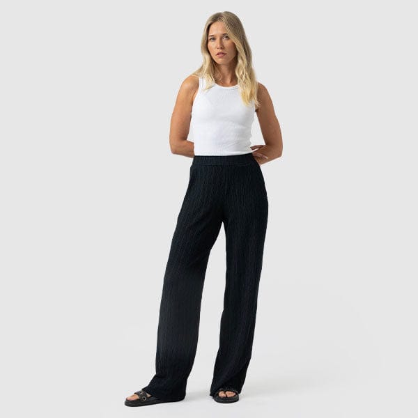 High-Waisted Fit