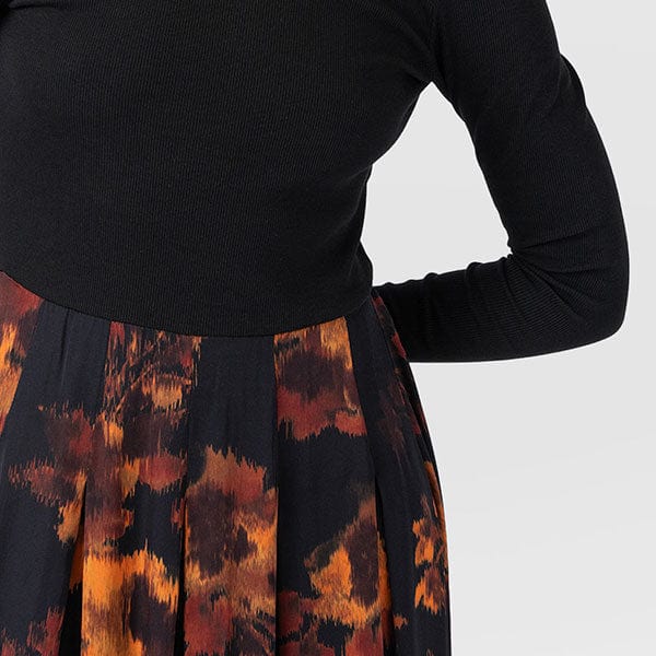 Contrast Fabrics