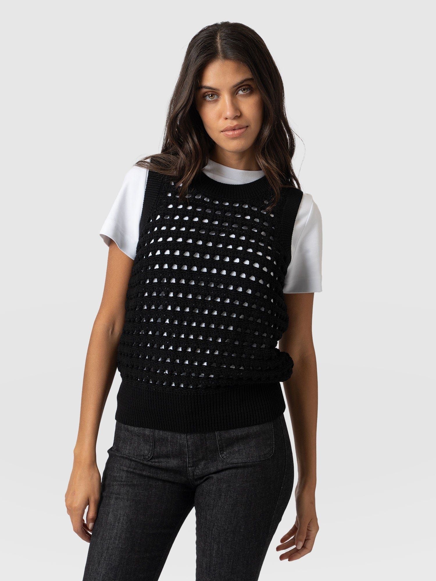 Dova Sleeveless Knit