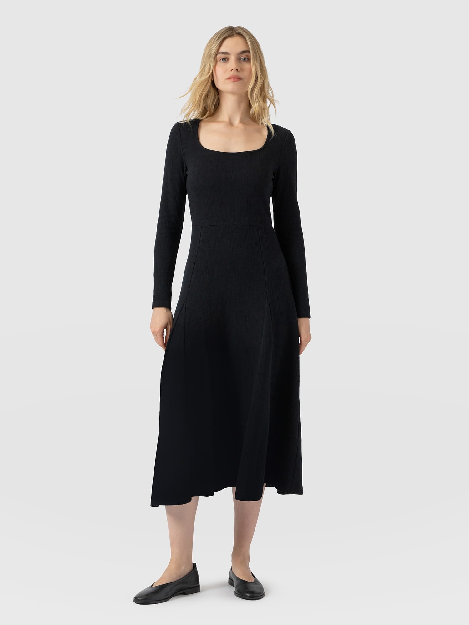 Akia Long Sleeve Dress - Black - Women's Dresses | Saint and Sofia® USA
