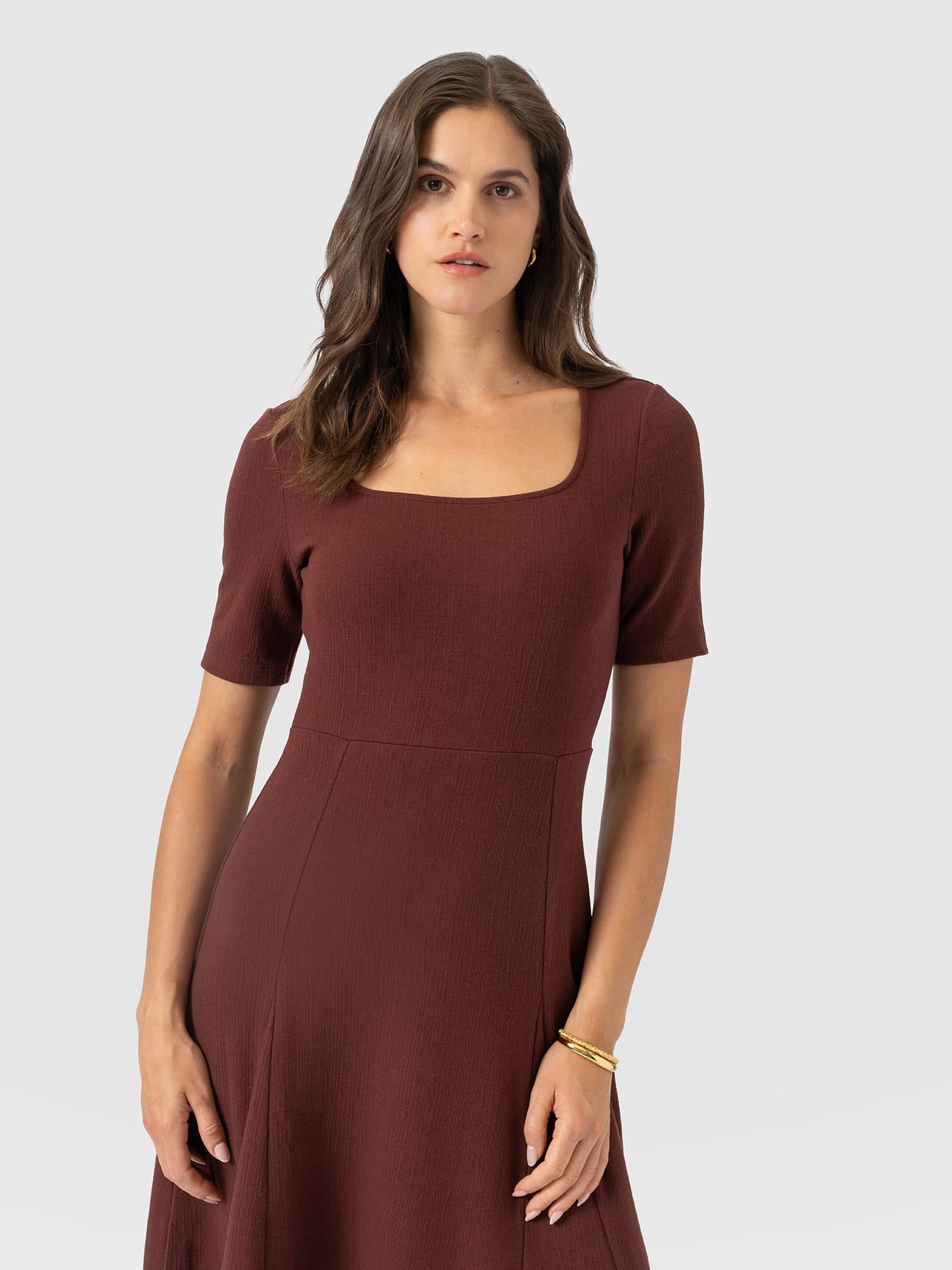 Akia Short Sleeve Dress - Maroon Textured - Women's Dresses | Saint and Sofia® USA
