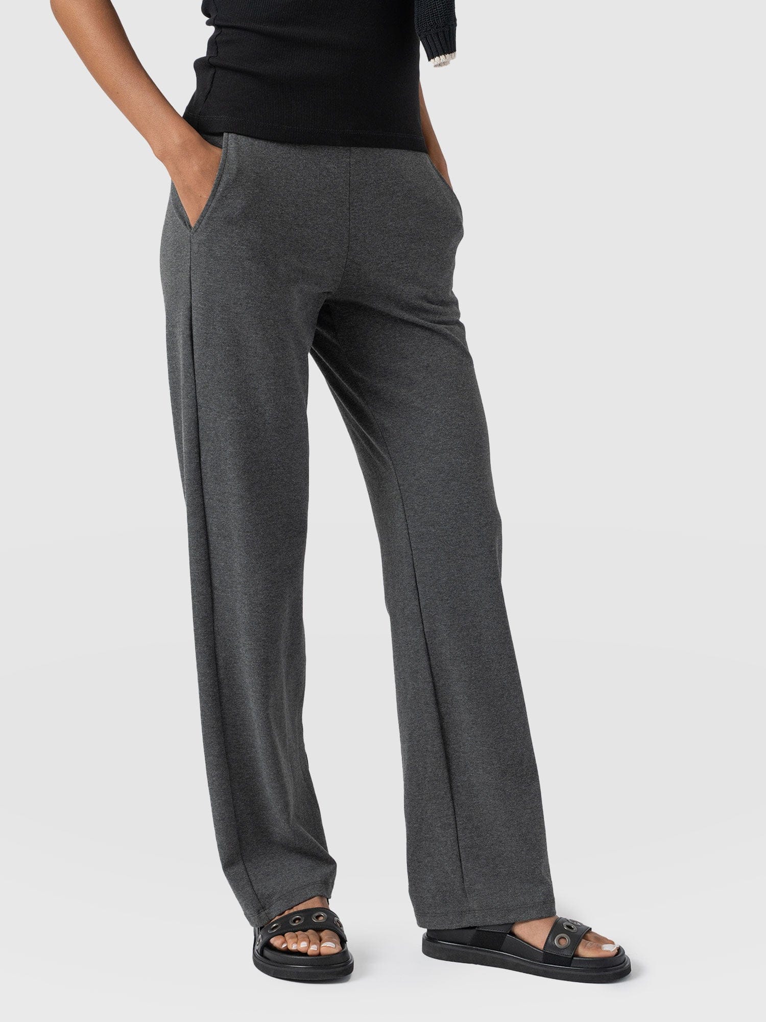 Apartment Pant Charcoal - Women's Pants | Saint and Sofia® USA