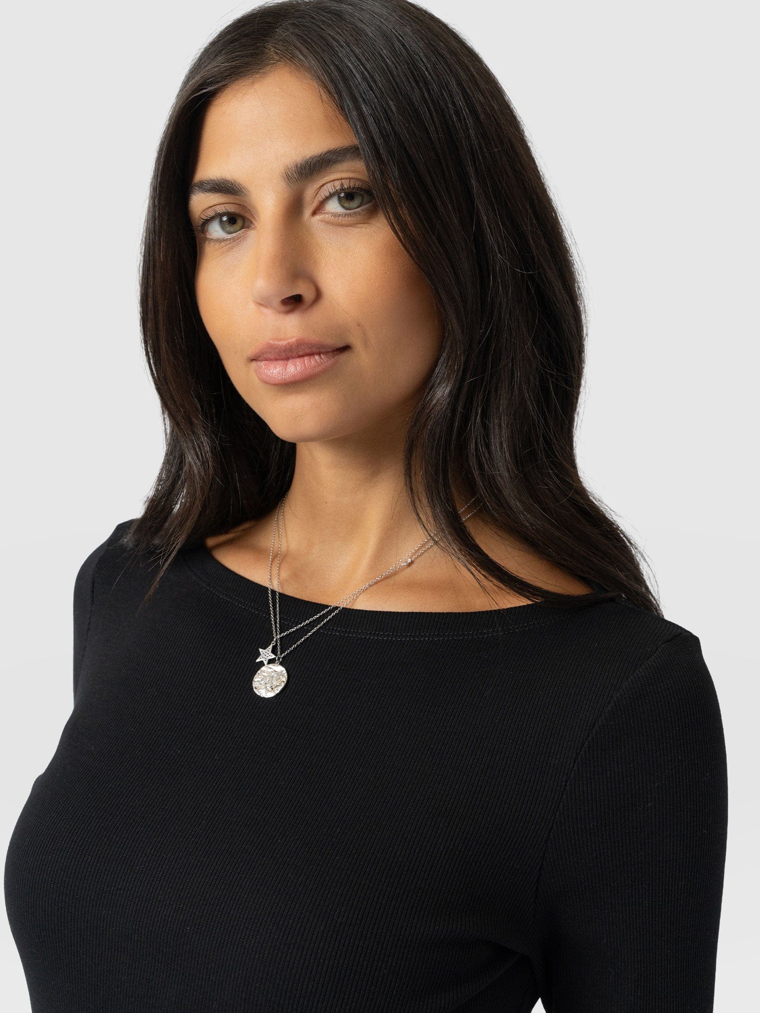 Austen Boat Neck Long Sleeve Tee - Black - Women's T-shirts | Saint + Sofia® USA