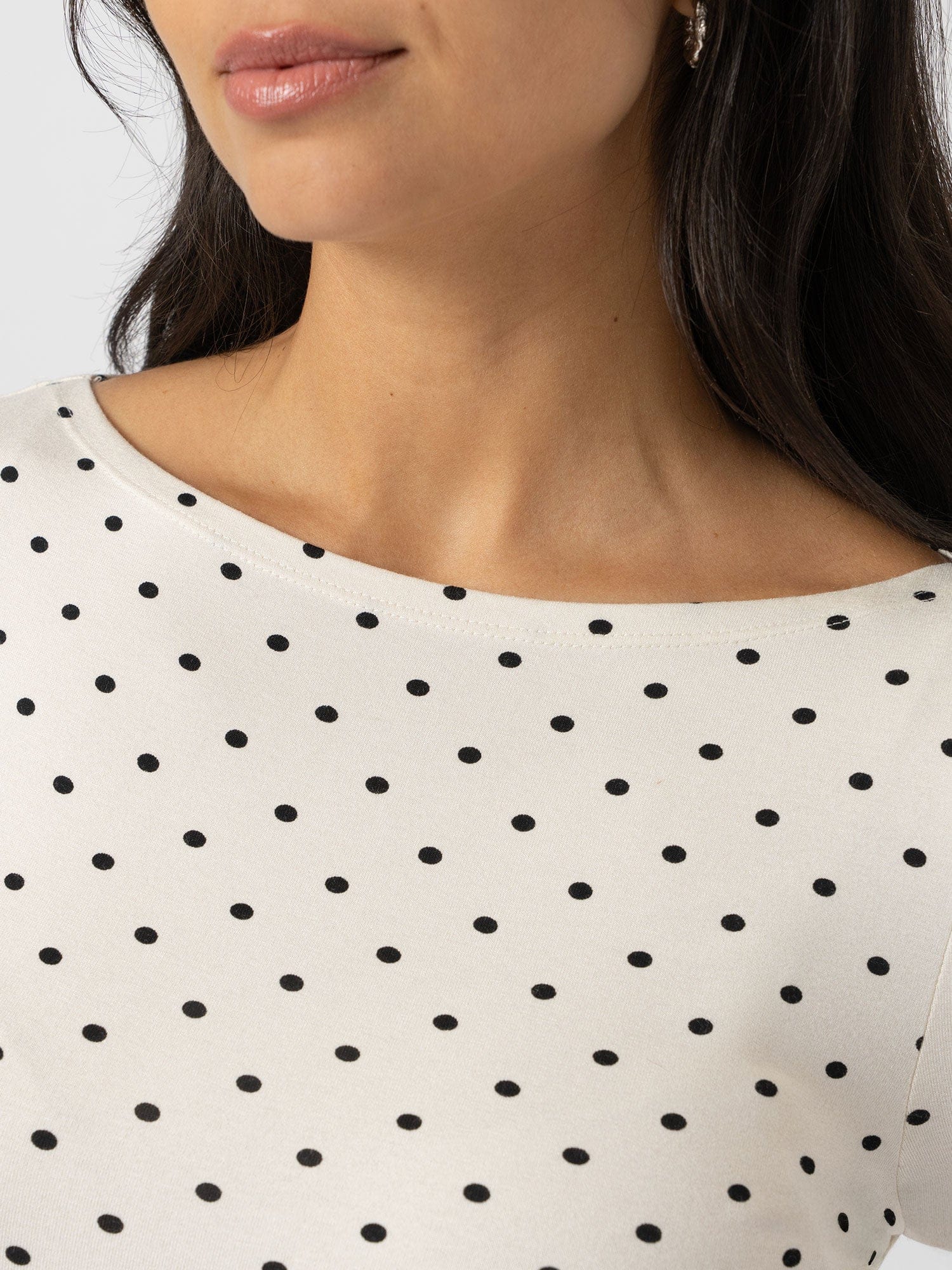 Austen Boat Neck Long Sleeve Tee - Cream Polka Dot - Women's T-shirts | Saint + Sofia® USA