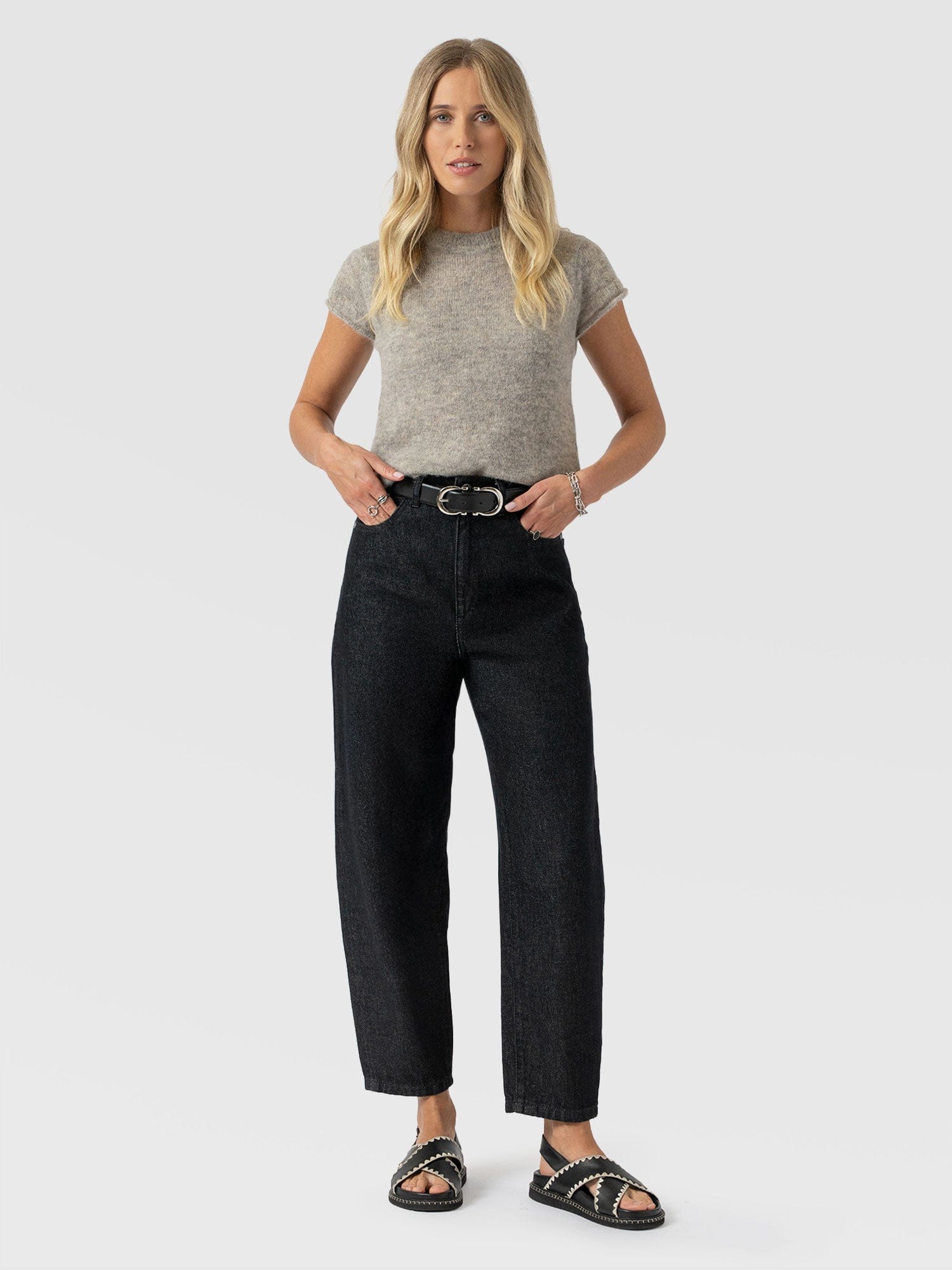 Barrel Leg Jean - Black - Women's Jeans | Saint + Sofia® USA