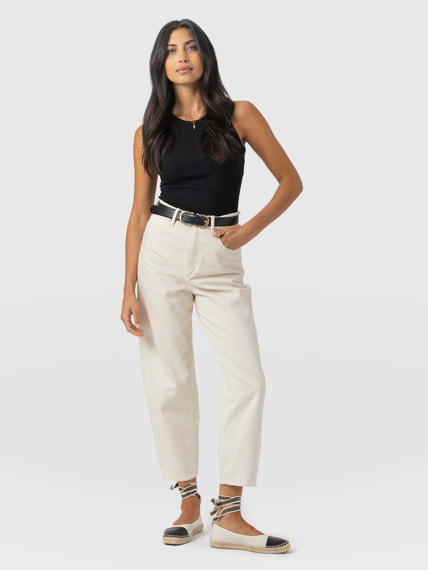 Barrel Leg Jean - Cream - Women's Denims | Saint + Sofia® USA