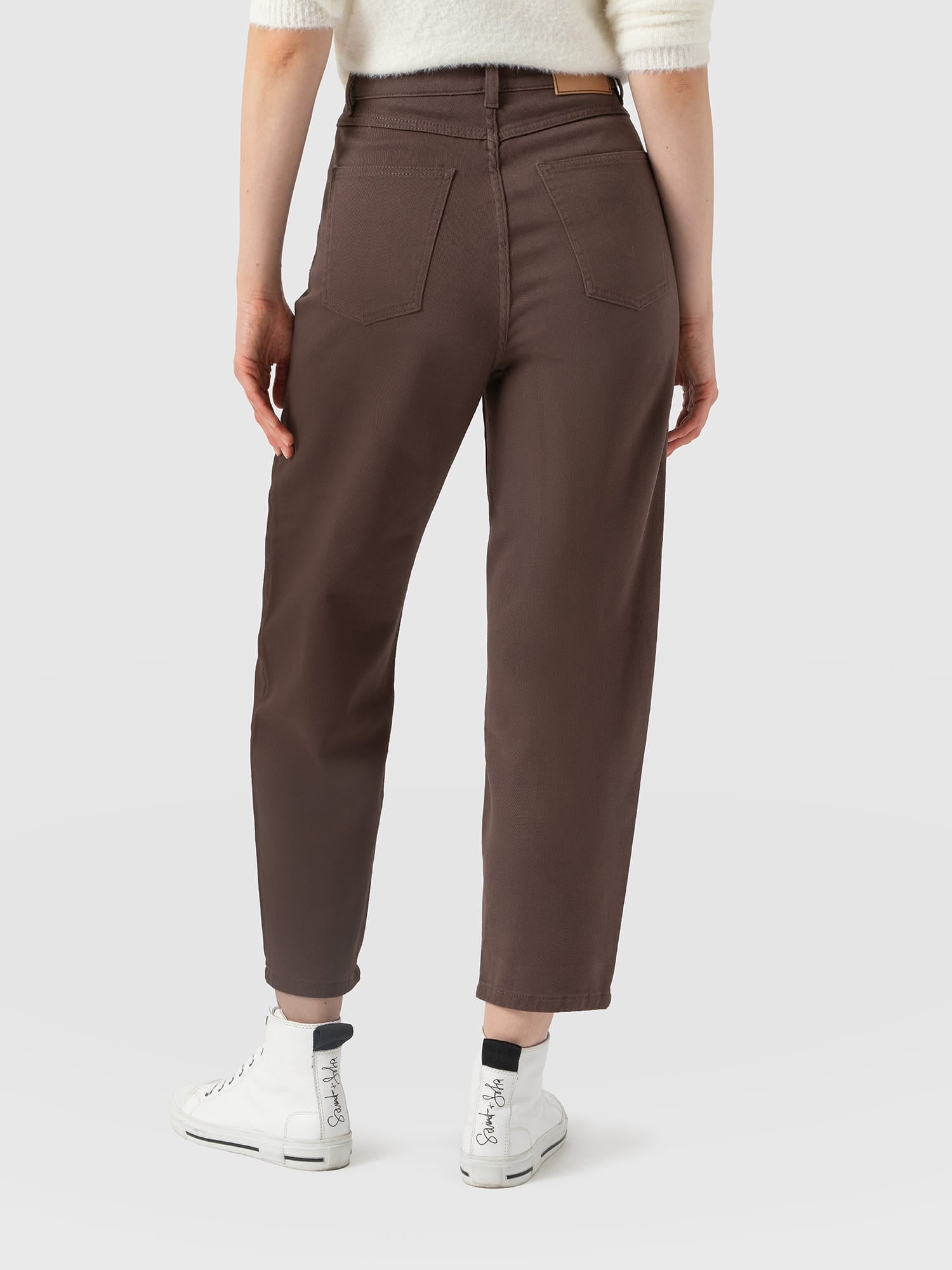 Barrel Leg Jeans - Brown - Women's Jeans | Saint and Sofia® USA