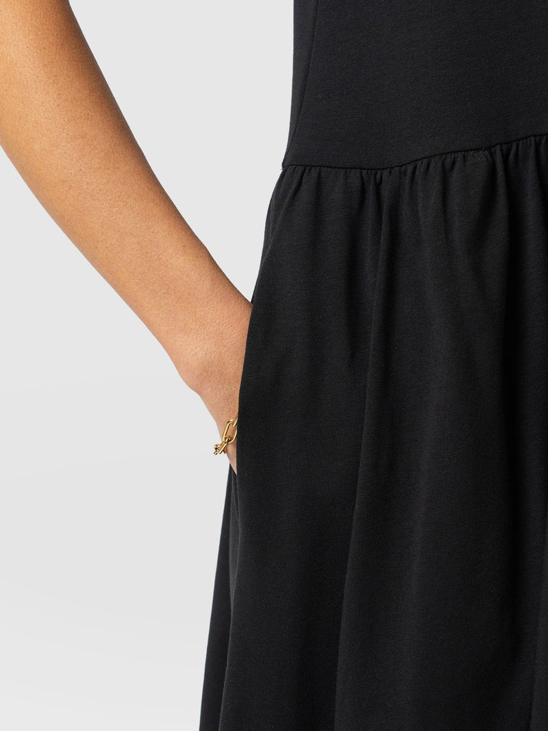 Bonnie V Neck Dress - Black - Women's Dresses | Saint and Sofia® USA