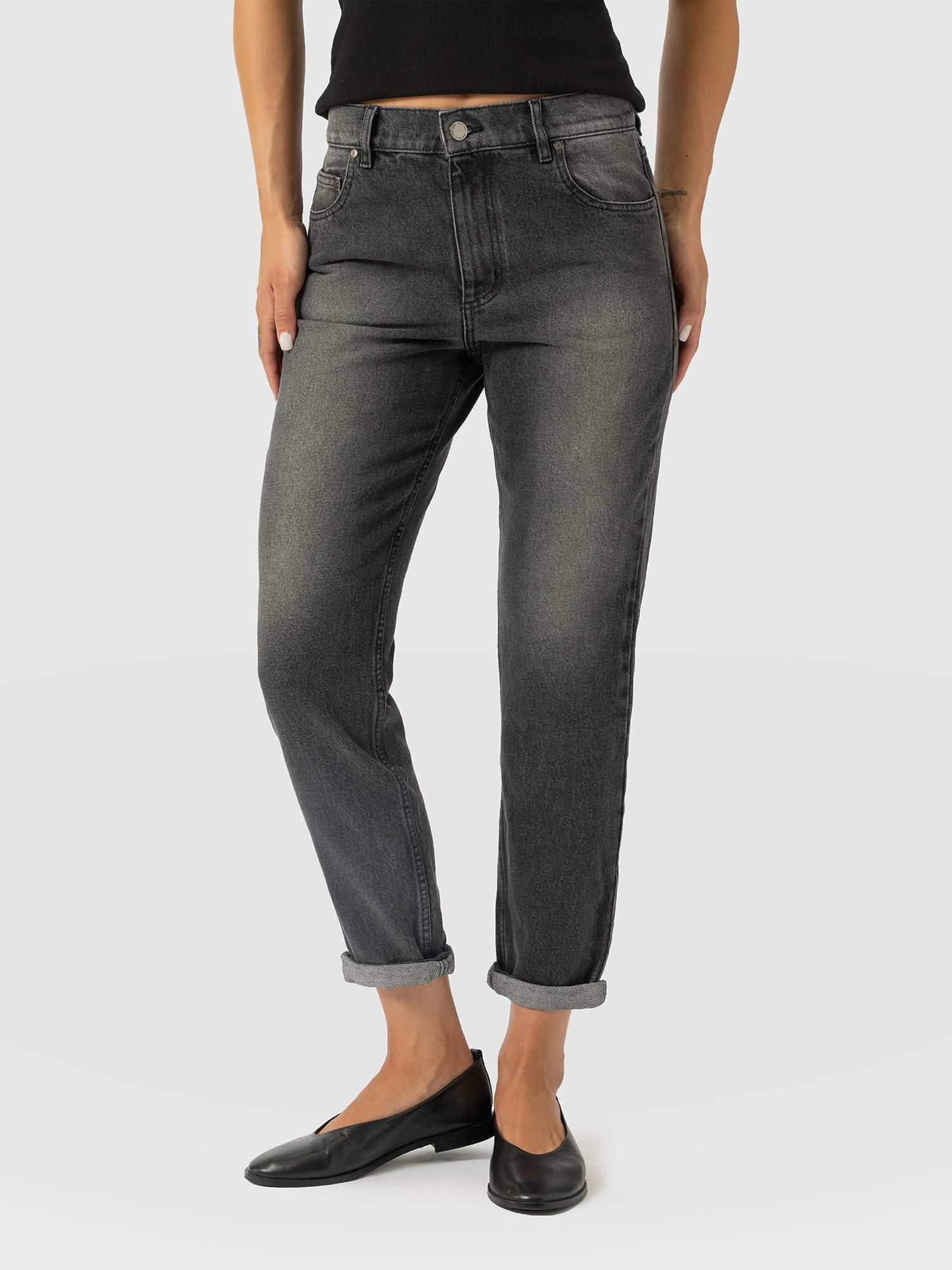 Boyfriend Jeans Black - Women's Jeans | Saint and Sofia® USA