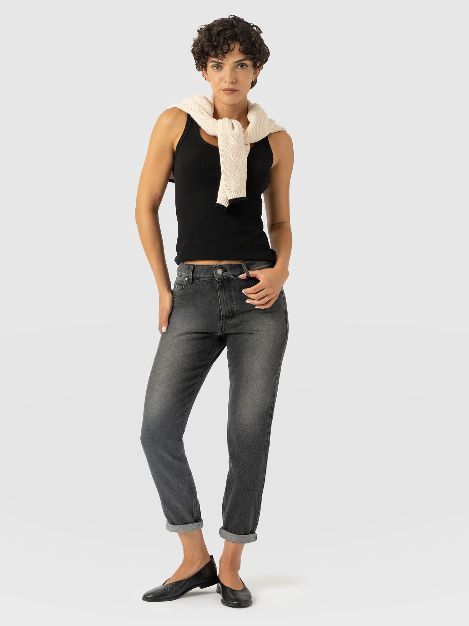 Boyfriend Jeans Black - Women's Jeans | Saint and Sofia® USA
