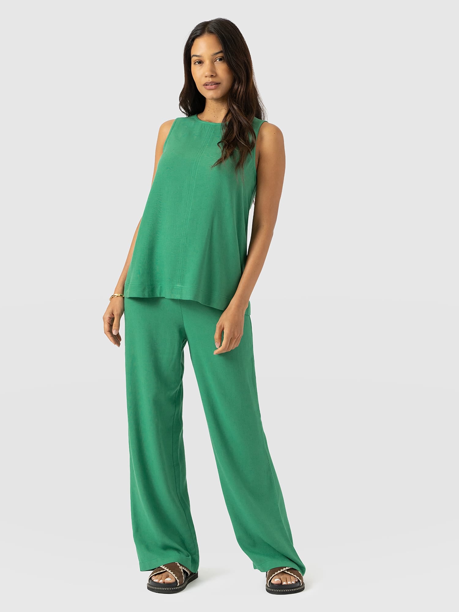 Corinne Linen Tunic - Green - Women's T-shirts | Saint + Sofia® USA