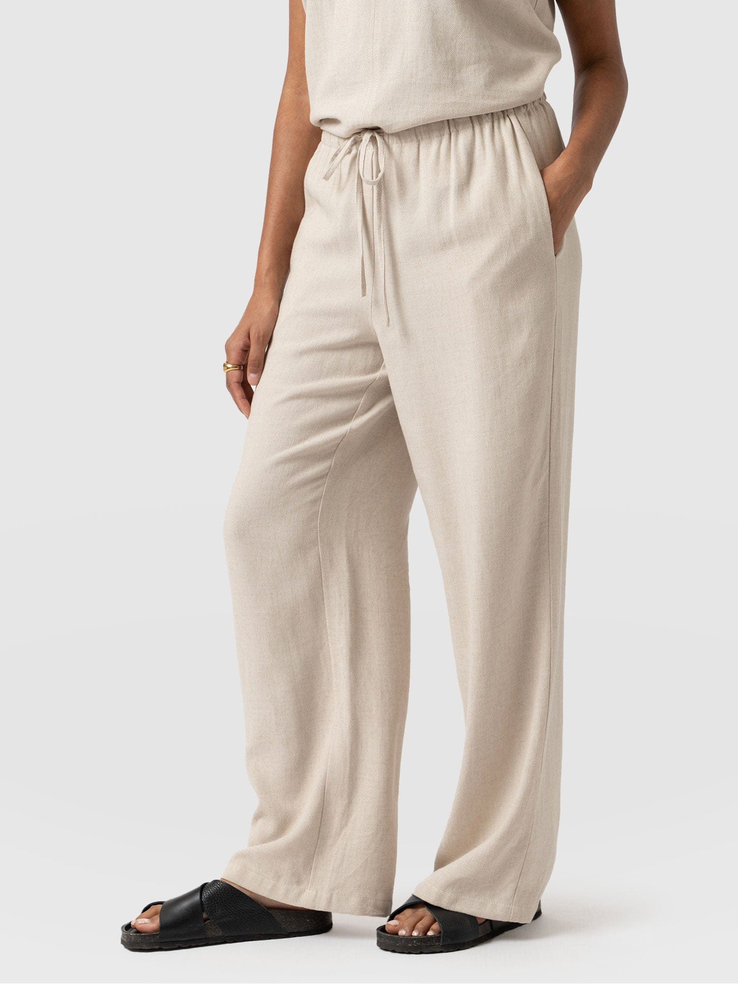 Corinne Pant Oatmeal - Women's Culottes | Saint + Sofia® USA