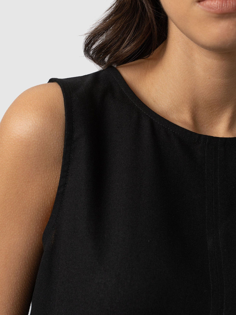 Corinne Tunic Black - Women's Tops | Saint + Sofia® USA