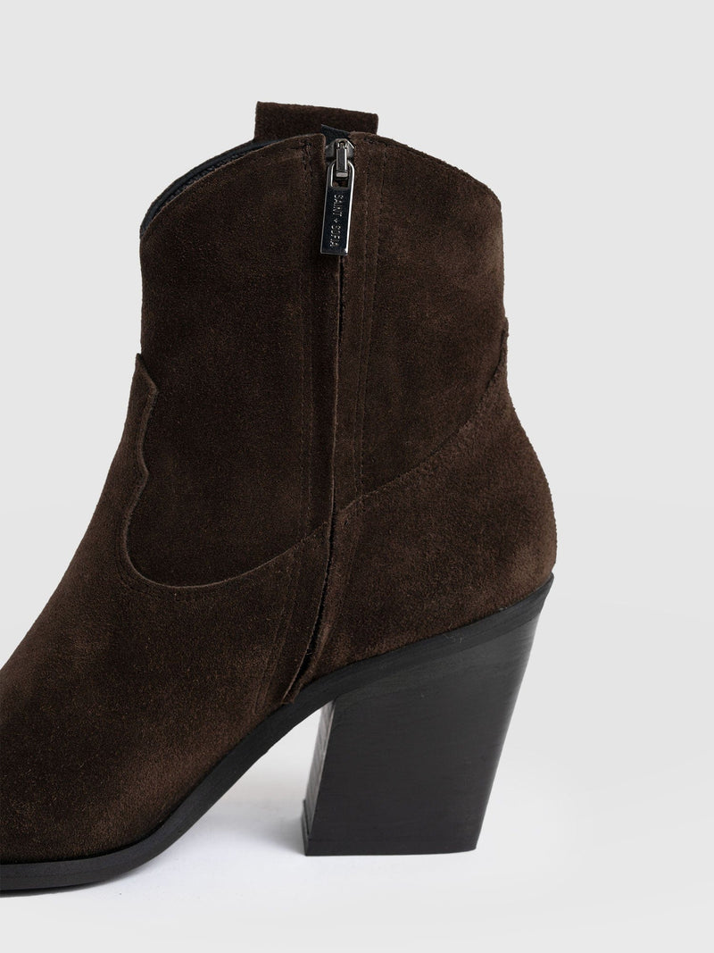 Dallas Mid Boot - Chocolate - Women's Shoes | Saint + Sofia® USA