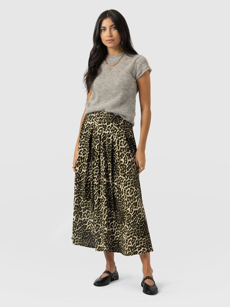 Eliza Pleated Skirt - Green Leopard - Women's Skirts | Saint and Sofia® USA