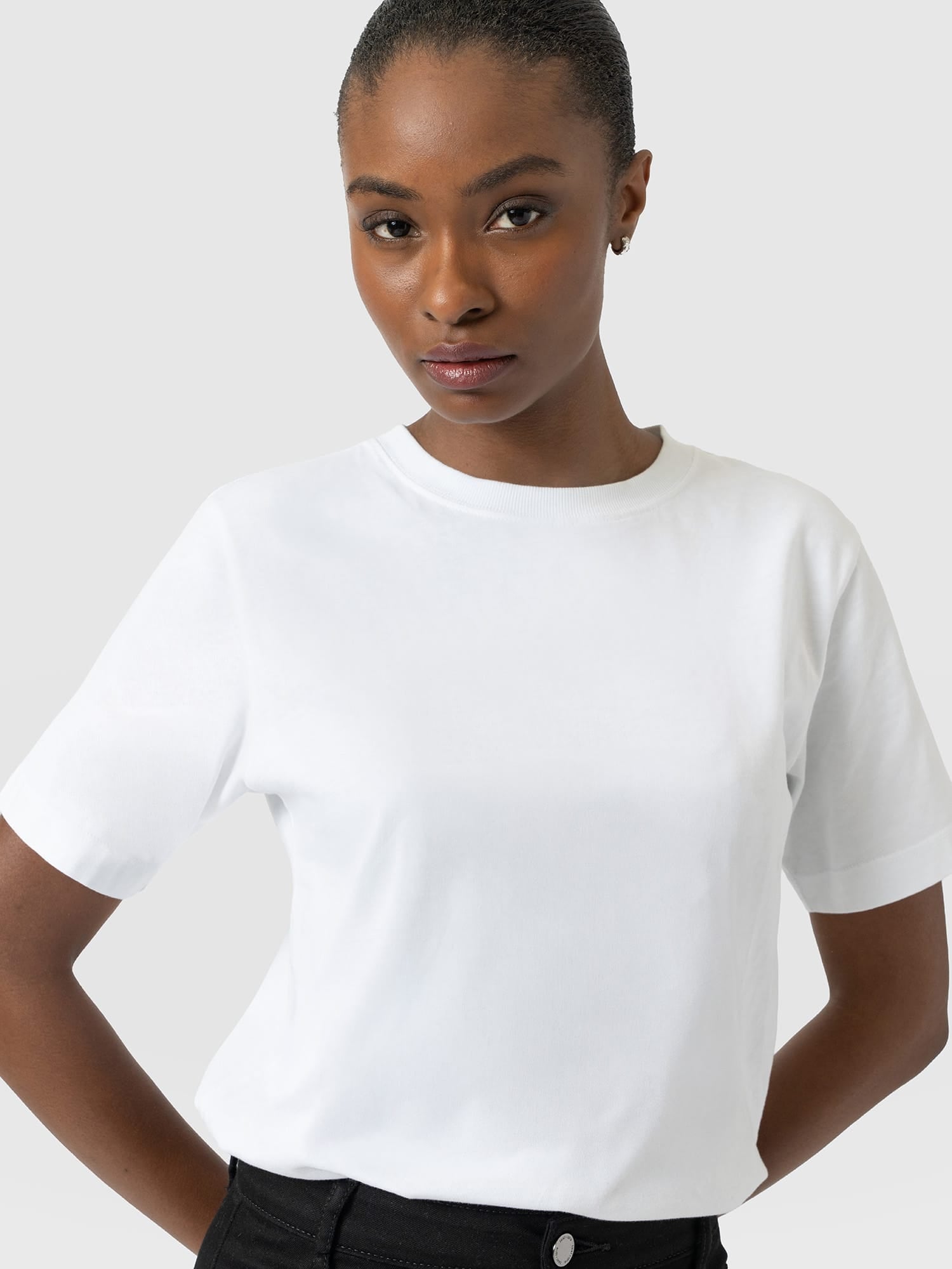 Finsbury Crew Neck Tee White - Women's T-Shirts | Saint and Sofia® USA