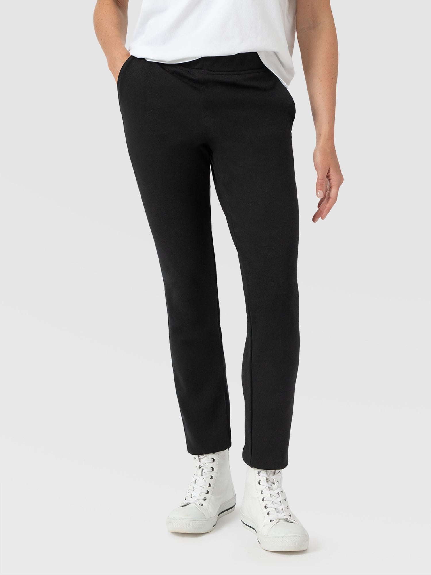 Finsbury Pant Black - Women's Pants | Saint + Sofia® USA