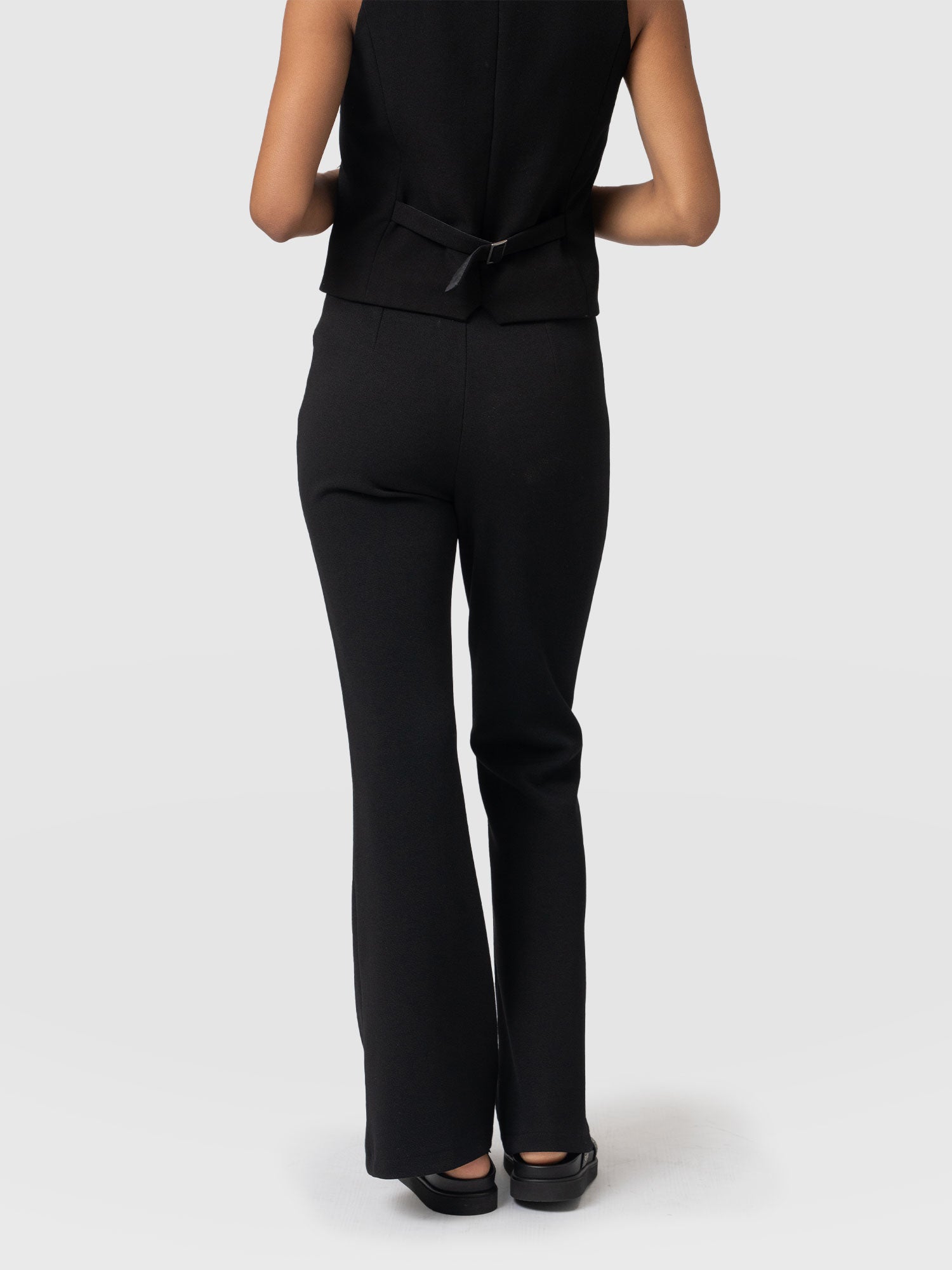 Freya Flared Pant Black - Women's Pants | Saint + Sofia® USA