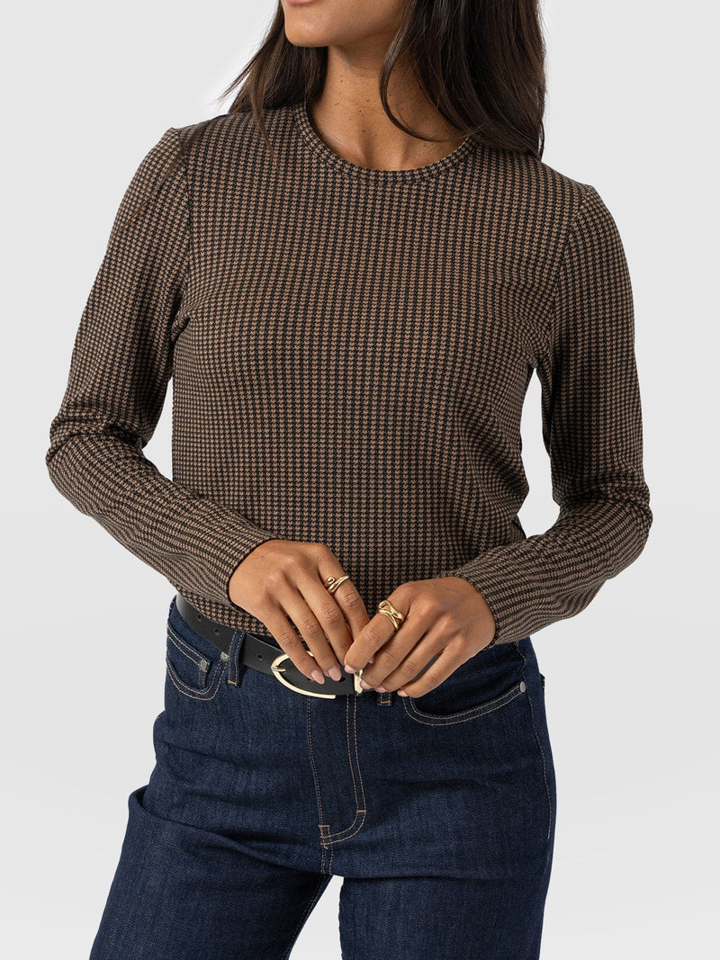 Glen Crew Neck Tee Long Sleeve - Brown Mini Houndstooth - Women's T-shirts | Saint + Sofia® USA