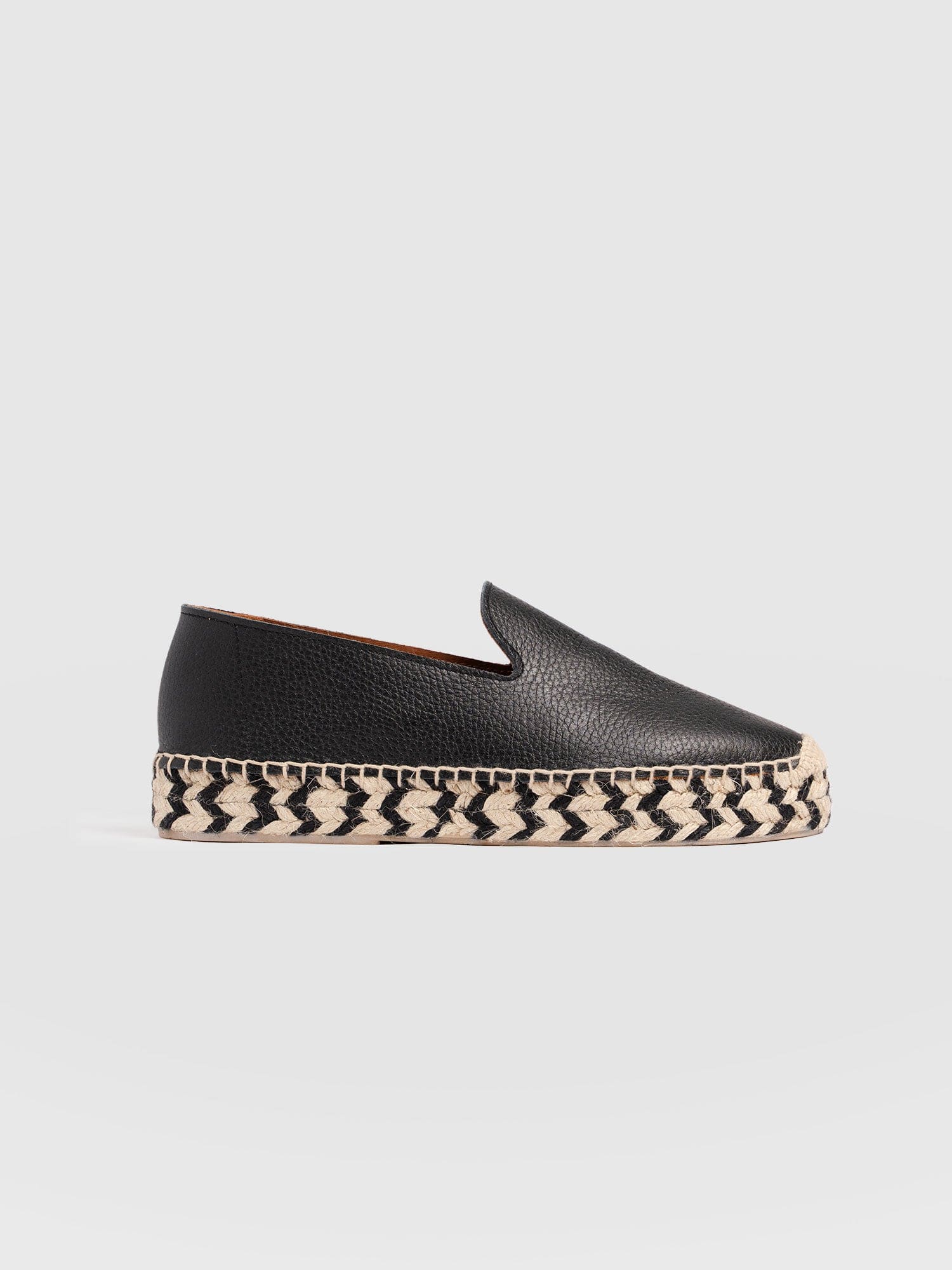Hampton Espadrilles - Black Leather - Women's Shoes | Saint + Sofia® USA