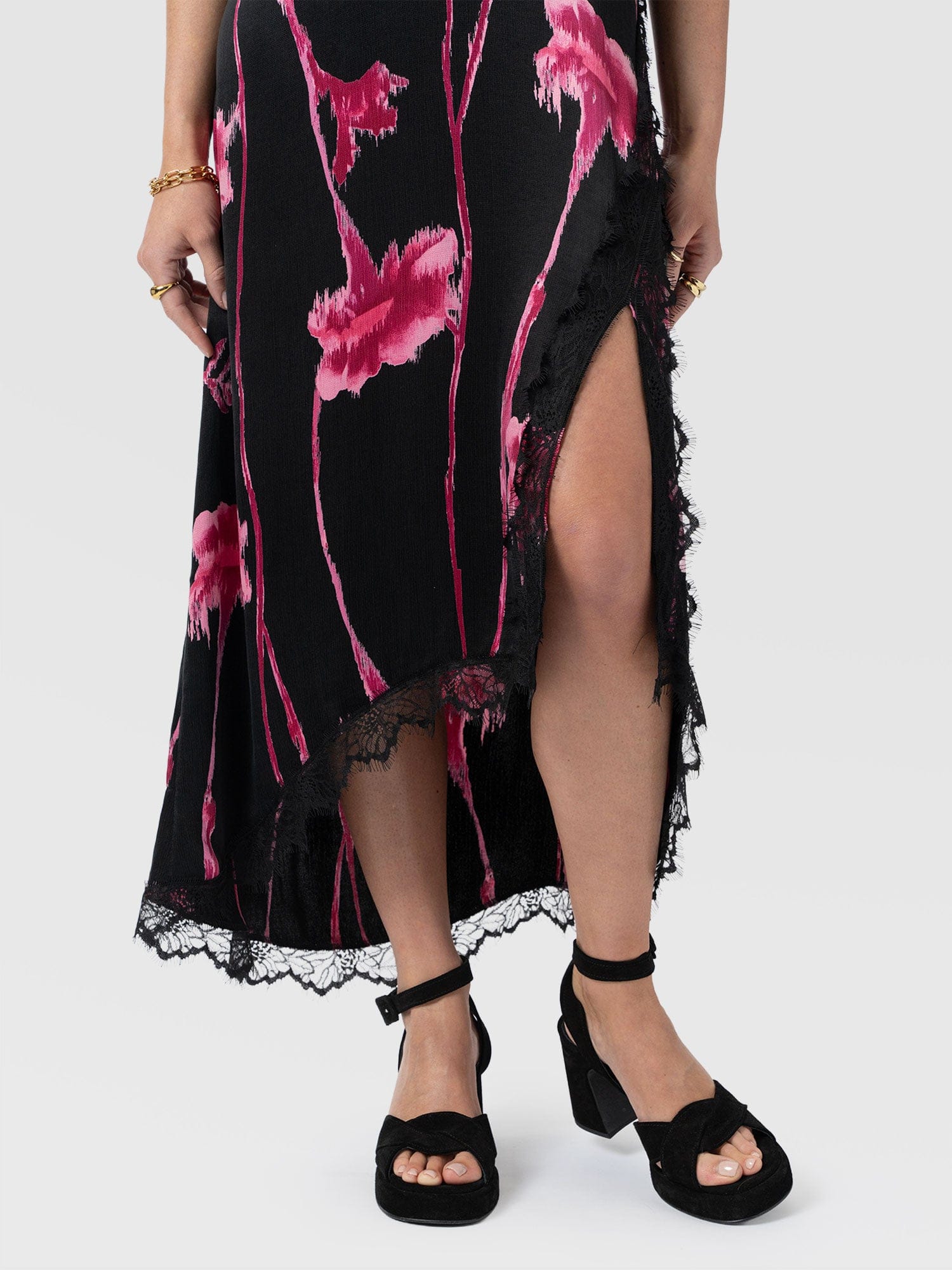 Harper Lace Cami Dress - Pink Stem Floral - Women's Dresses | Saint and Sofia® USA