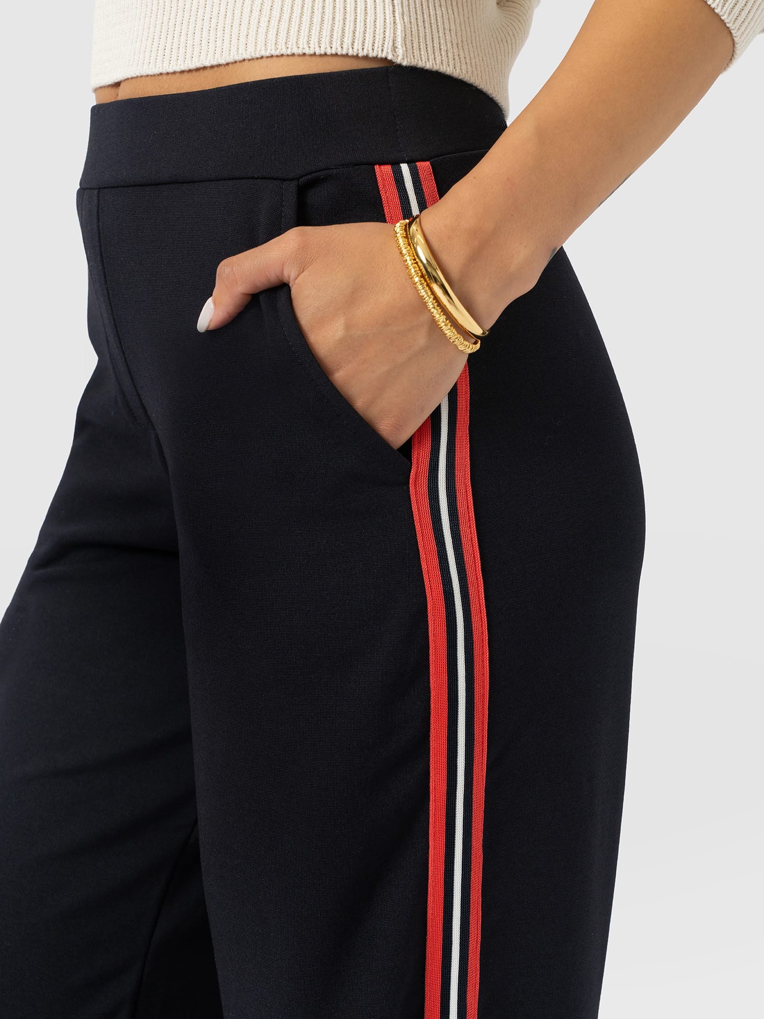 Hoxton Straight Leg Pant Navy/Red Stripe - Women's Trousers | Saint and Sofia® USA