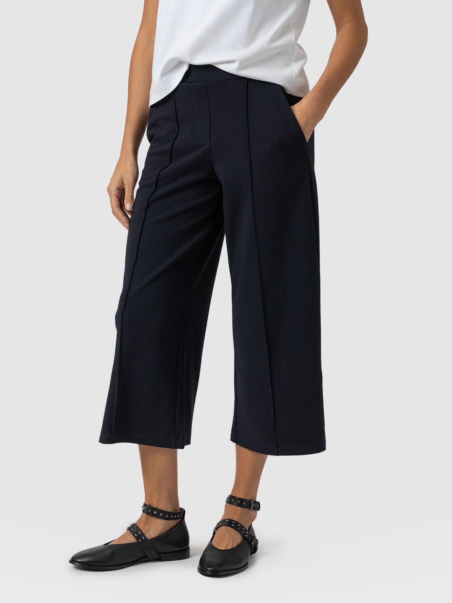 Keller Crop Pant Navy - Women's Culottes | Saint + Sofia® USA