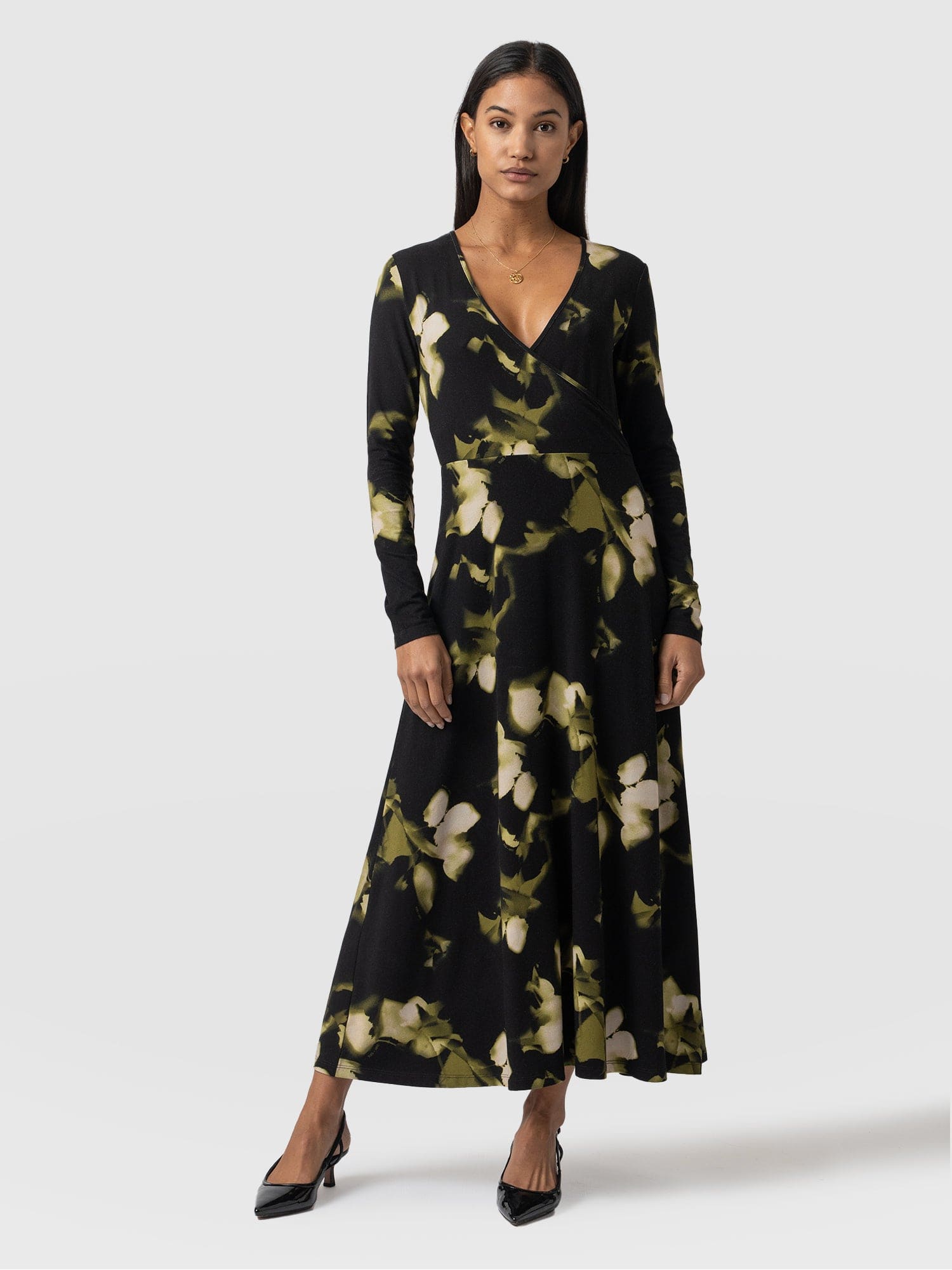 Saint + Sofia | Women's Maggie Wrap Midi Dress | Dress | Green | US 2 Saint + Sofia | Women's Maggie Wrap Midi Dress | Dress | Green | US 2