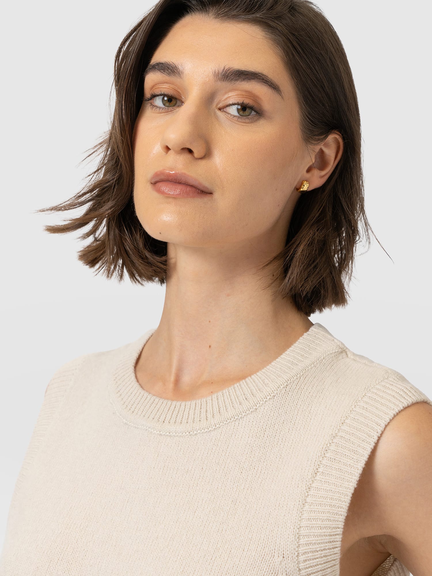 Oxford Cashmere Sleeveless Knit - Cream - Women's Sweaters | Saint and Sofia® USA