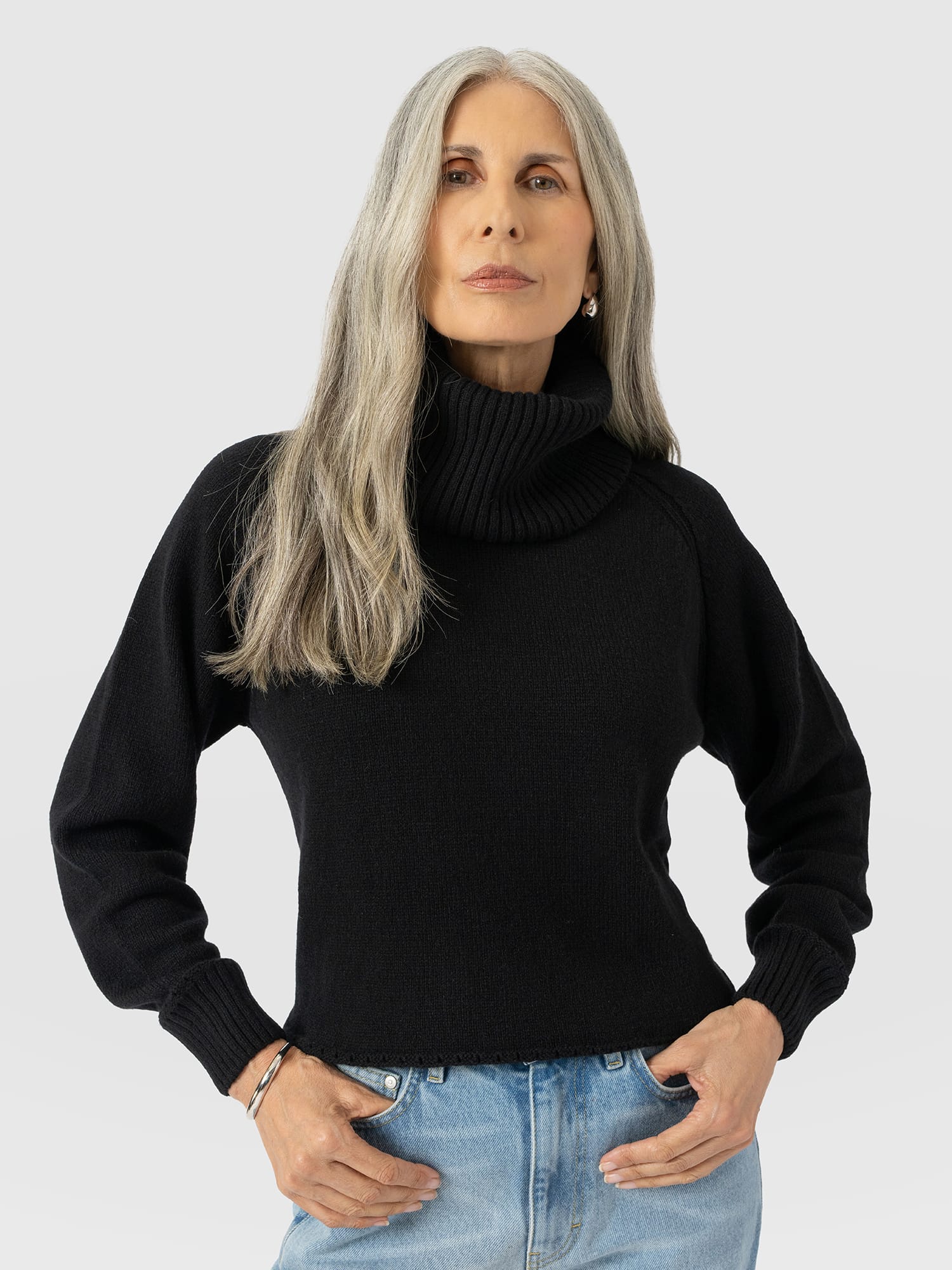 Oxford Cashmere Sweater - Black - Women's Sweaters | Saint and Sofia® USA