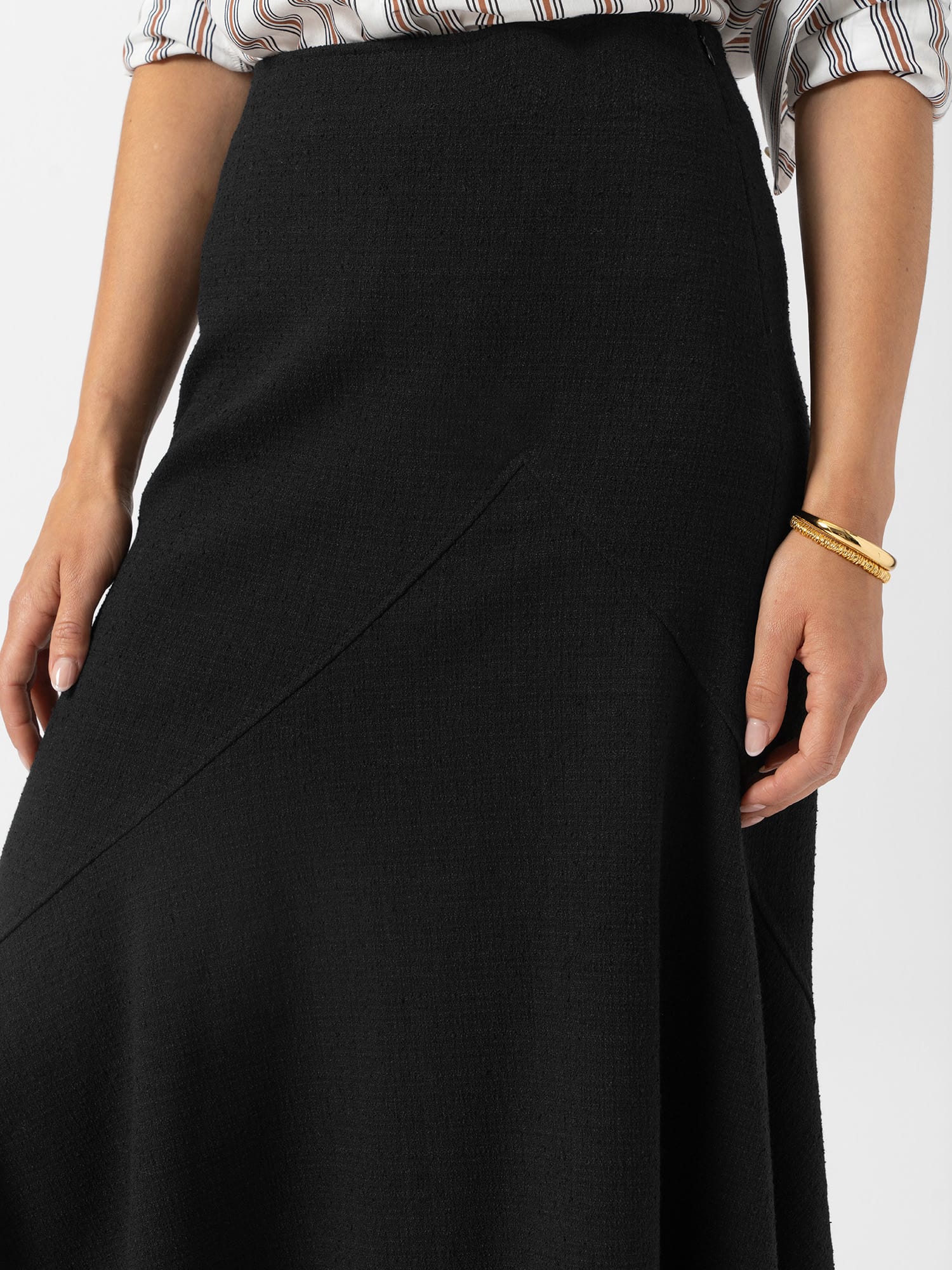 Piper Panelled Skirt - Black Boucle - Women's Skirts | Saint and Sofia® USA
