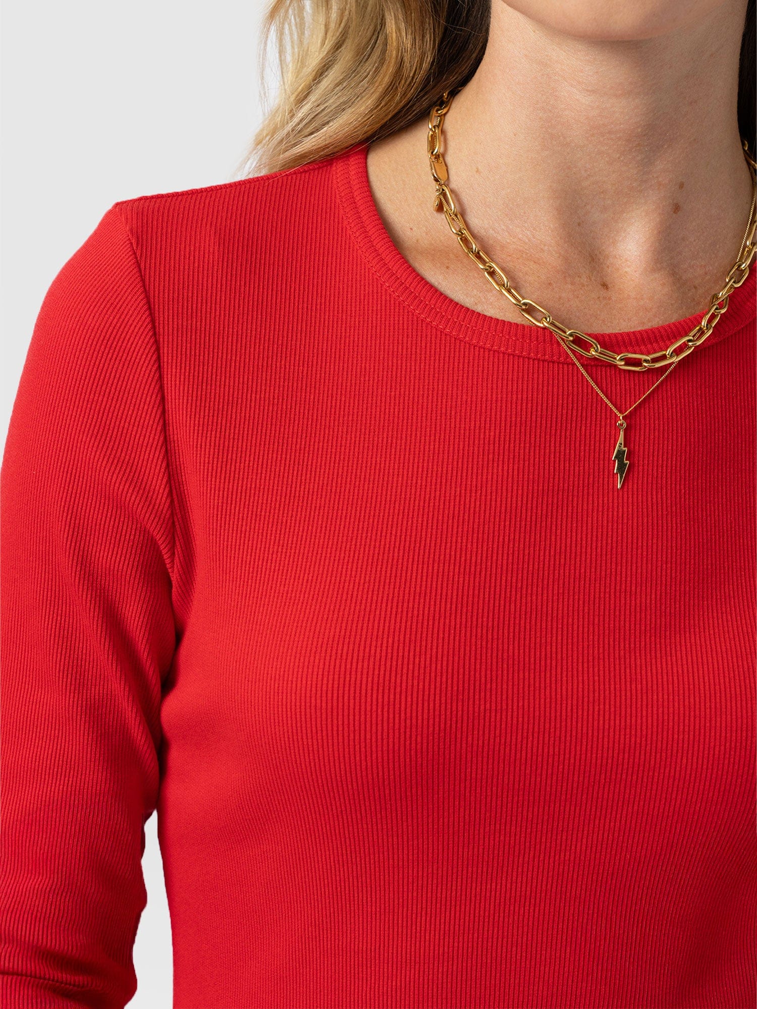 Ribbed Long Sleeve Tee - Red - Women's T-shirts | Saint and Sofia® USA
