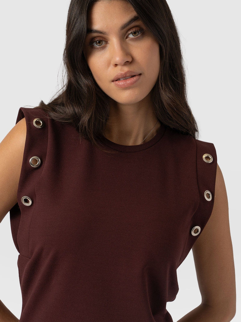 Rowan Tee Maroon Eyelet - Women's T-Shirts | Saint + Sofia® US