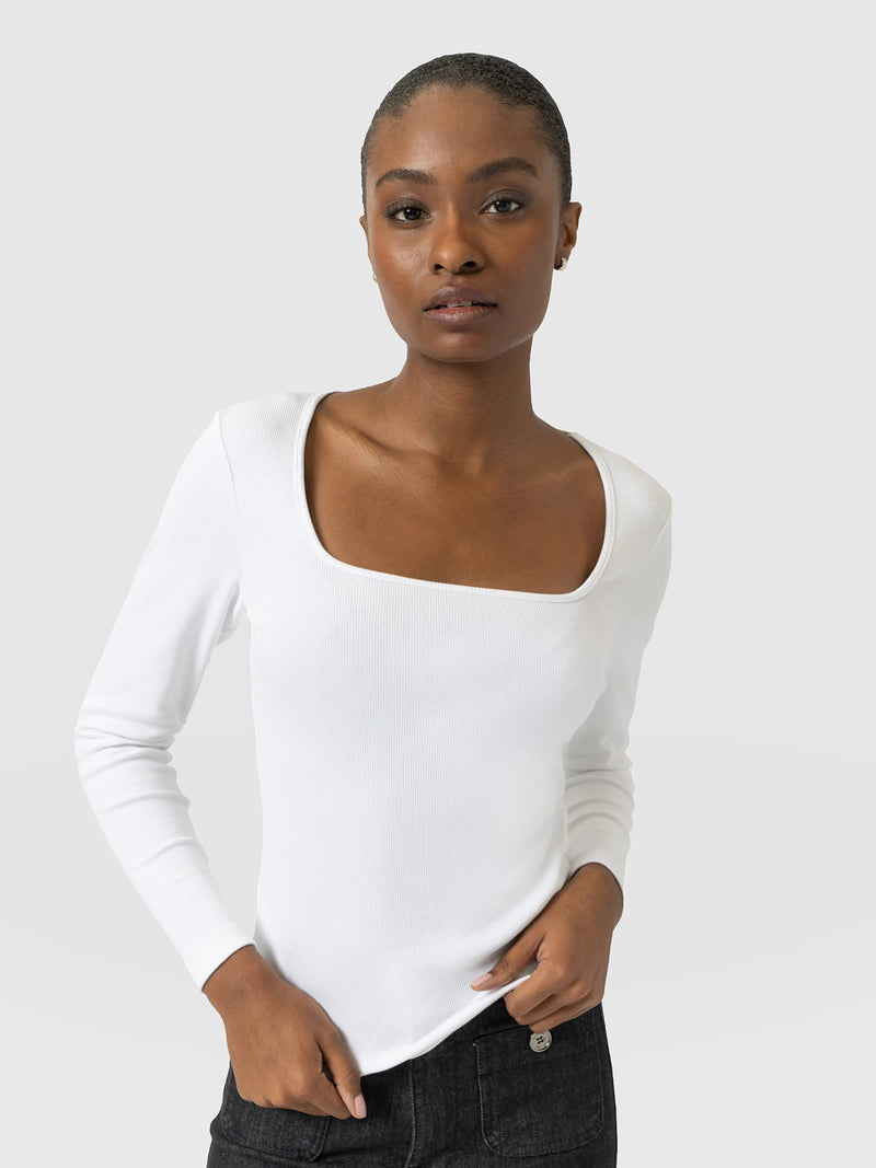 Sloane Ribbed Top - White - Women's T-shirts | Saint and Sofia® USA