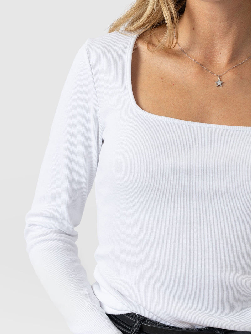 Sloane Ribbed Top - White - Women's T-shirts | Saint + Sofia® USA