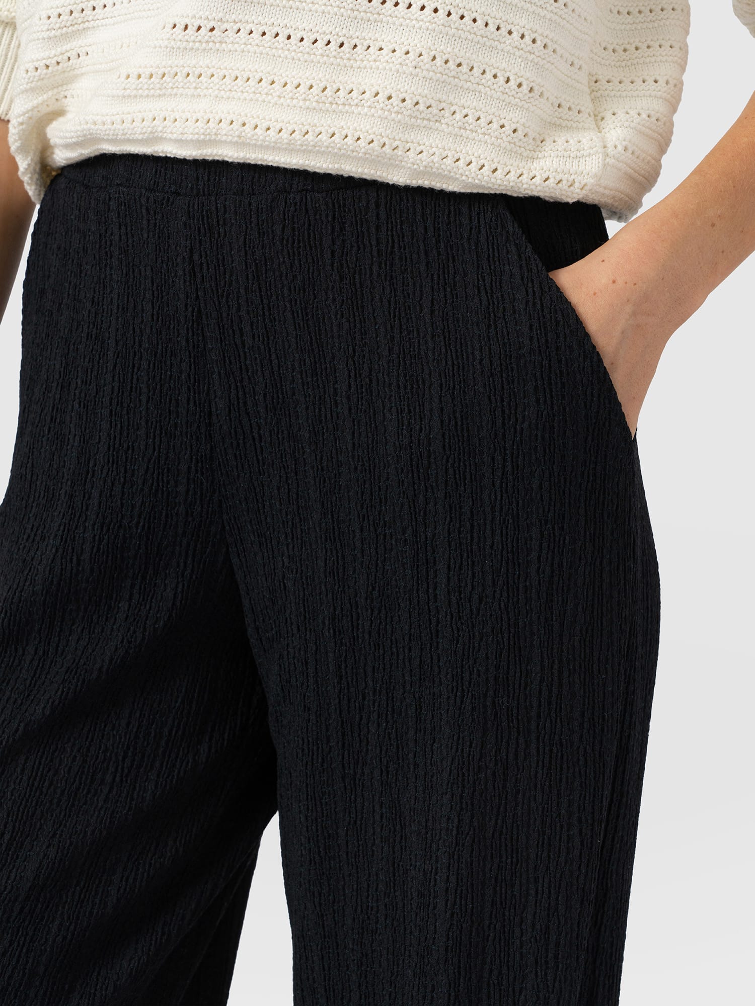 Victory Straight Leg Pant - Black Textured - Women's Pants | Saint and Sofia® USA
