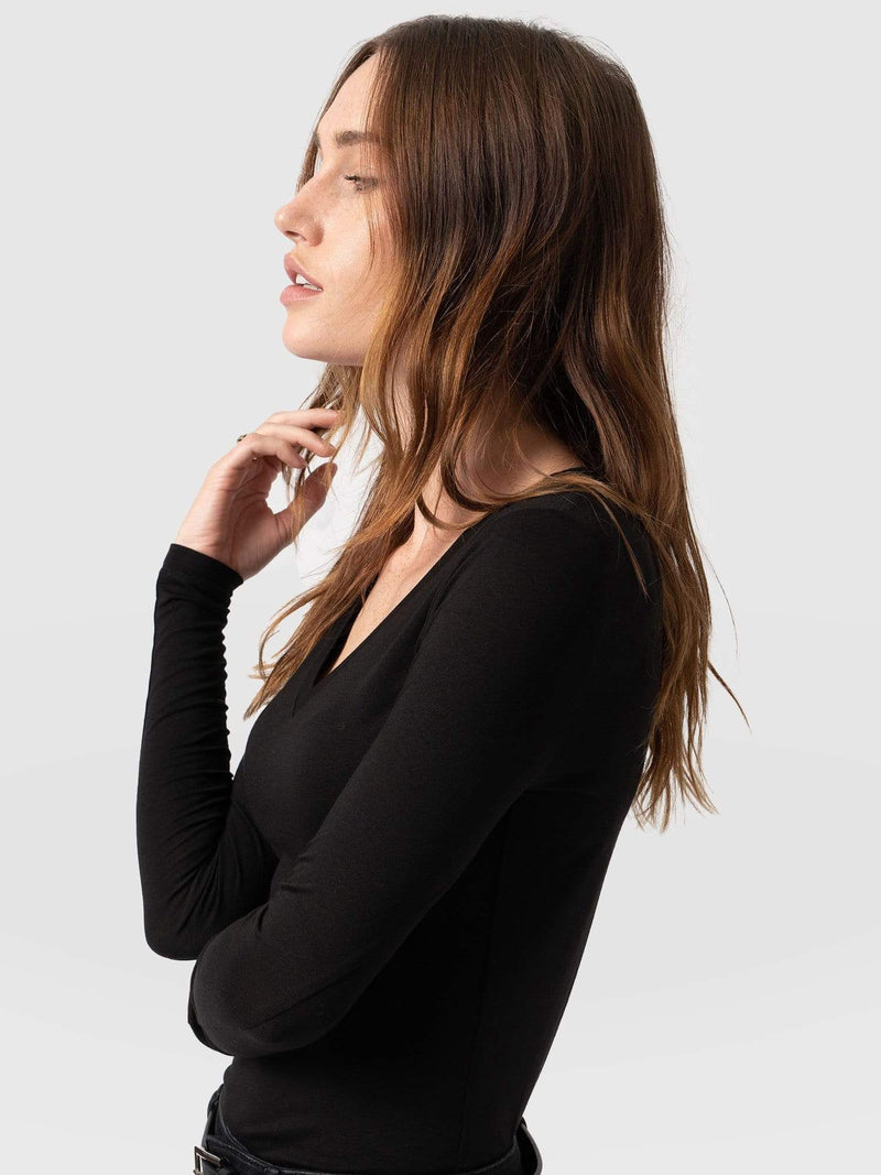 Austen V Neck Tee Black - Women's T-Shirts | Saint + Sofia® USA