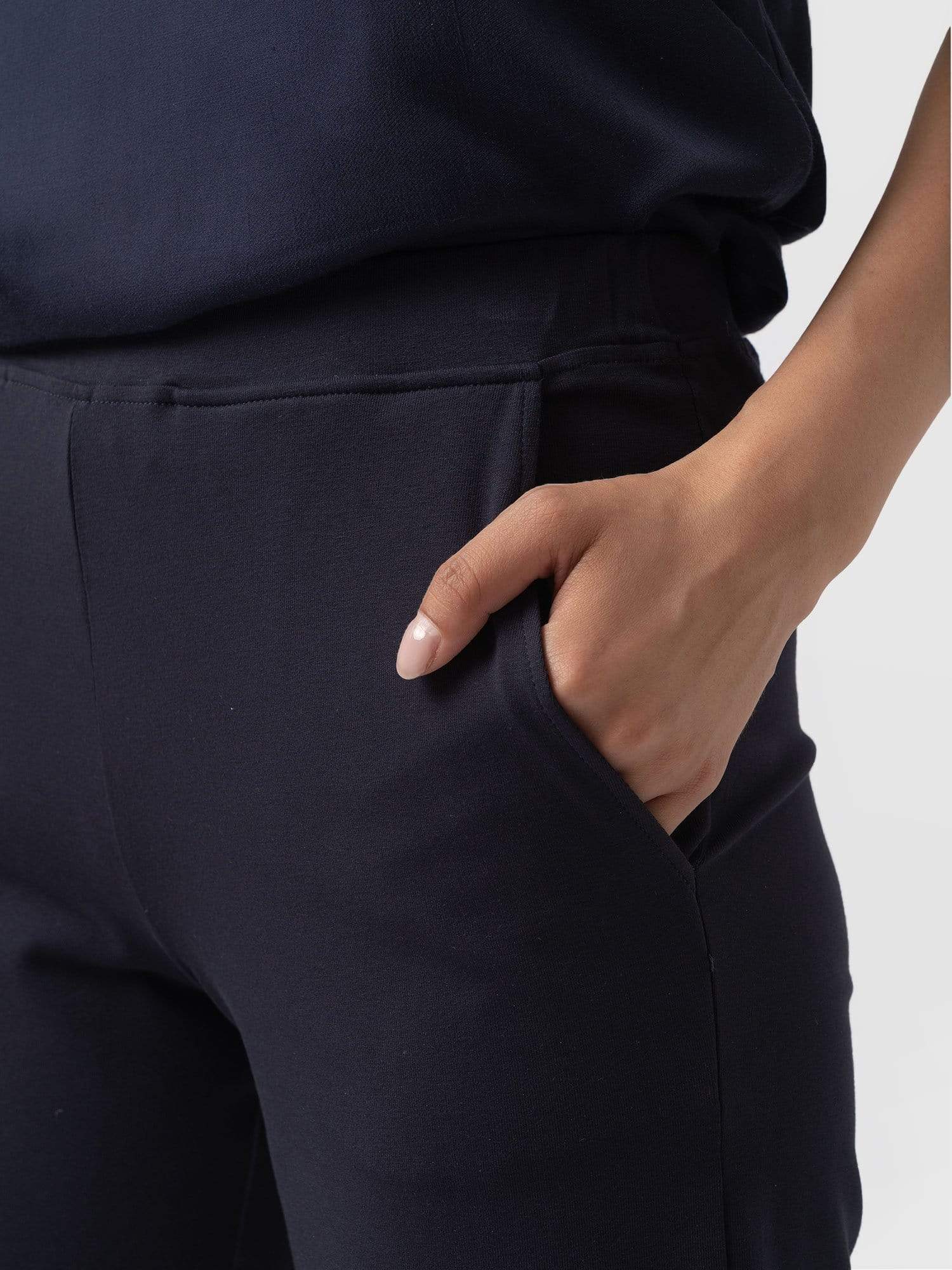 City Culotte Navy - Women's Culottes | Saint + Sofia® USA