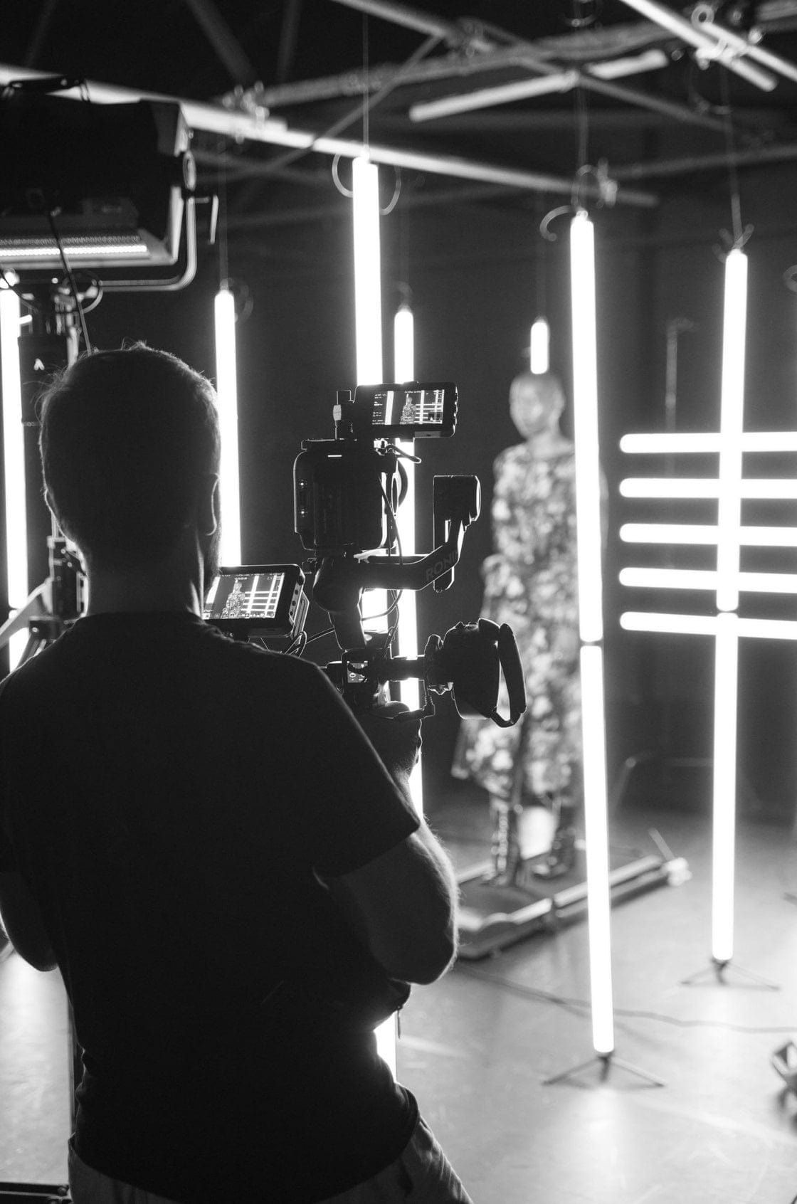 Saint & Sofia - Nexus