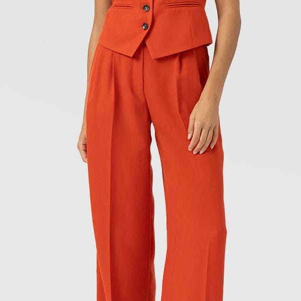 Pressed Crease Detail