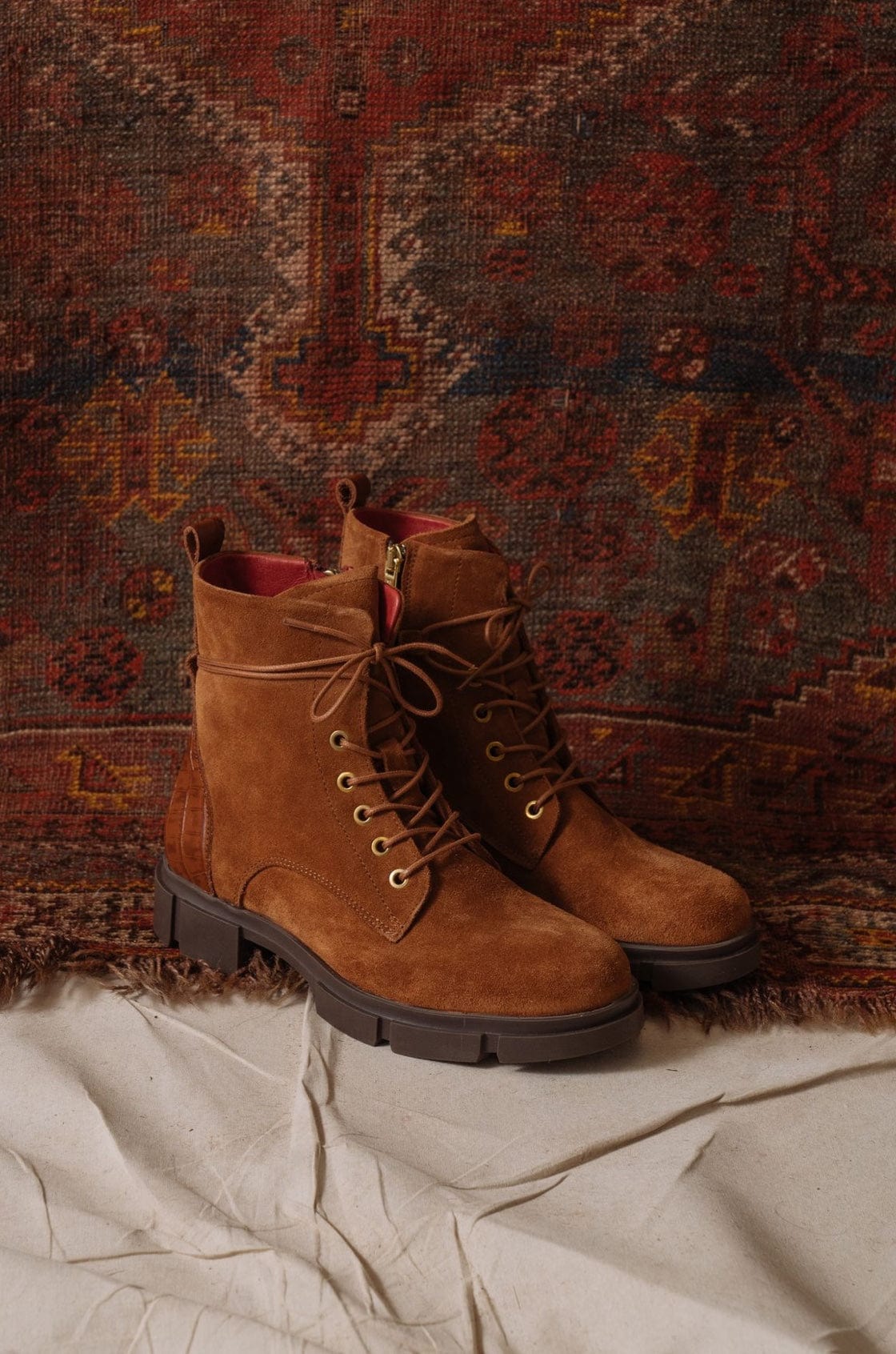 Saint & Sofia - The Collector