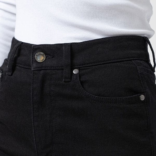 High-Waisted Fit