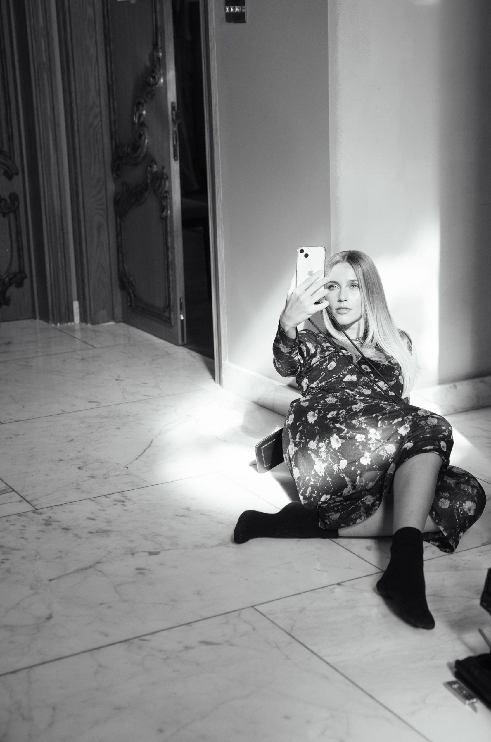 Saint & Sofia - Masquerade