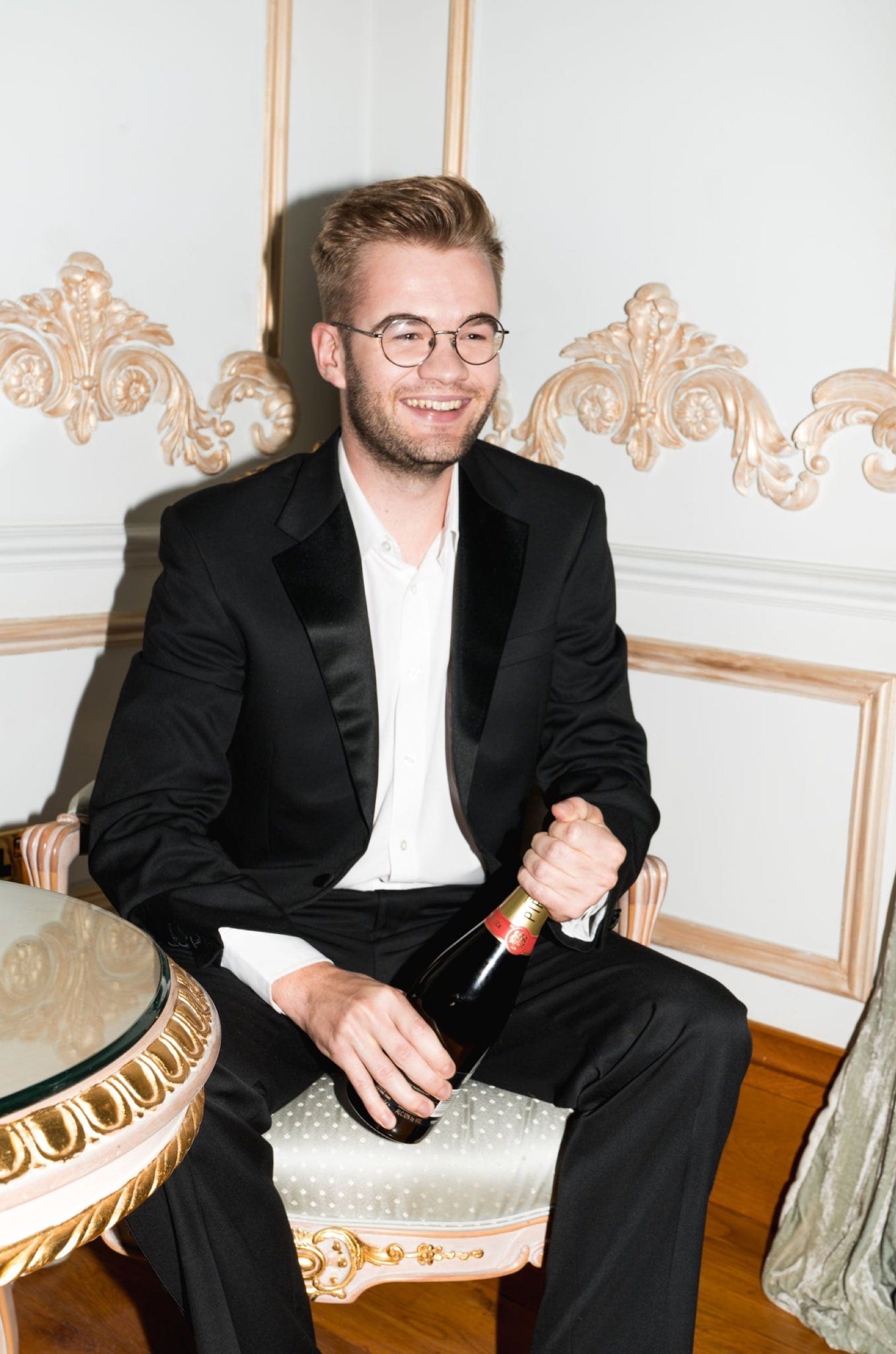 Saint & Sofia - Masquerade