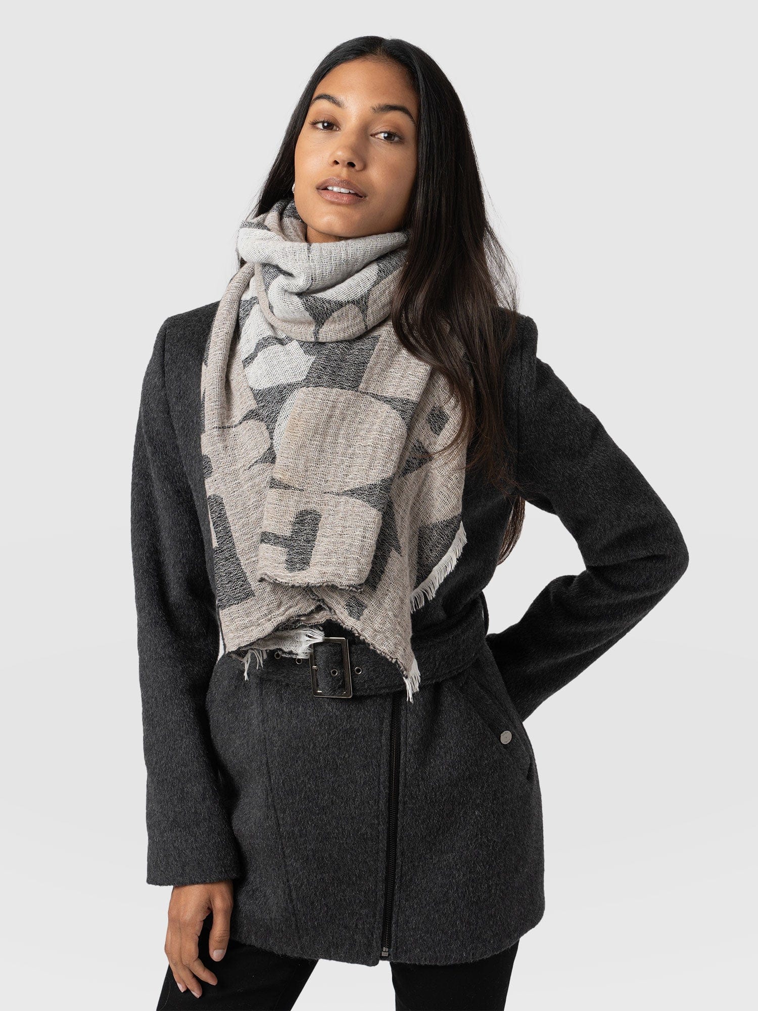 Abstract Rock Scarf Black/Cream - Women's Scarves | Saint + Sofia® US