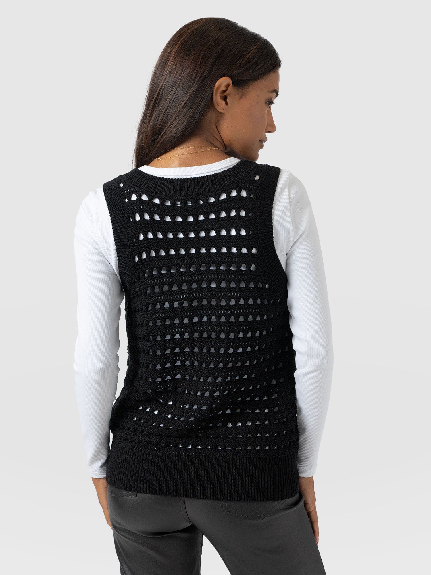 Adler Sleeveless Knit Black - Women's Vests | Saint + Sofia® US