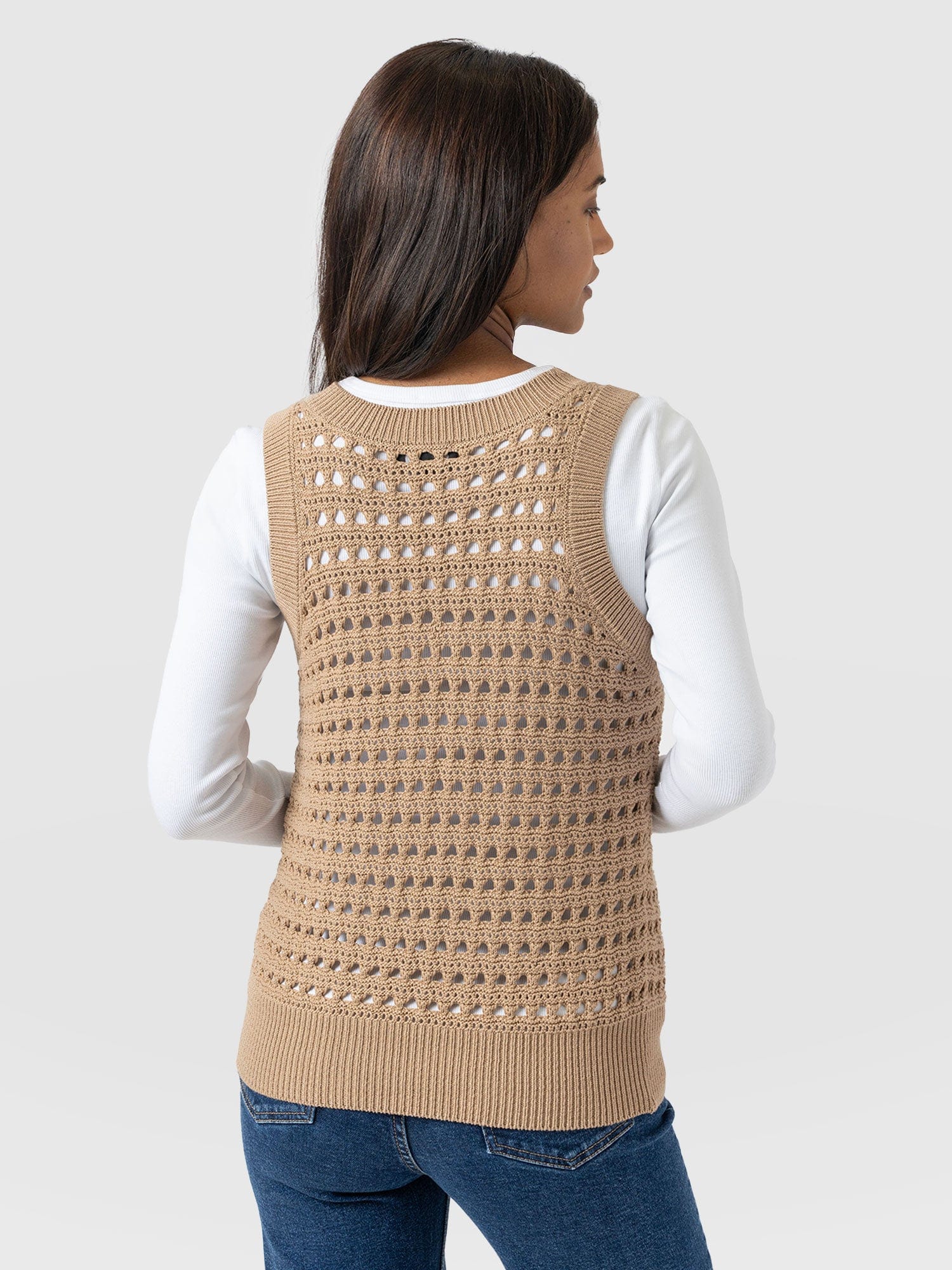 Adler Sleeveless Knit Camel - Women's Vests | Saint + Sofia® US