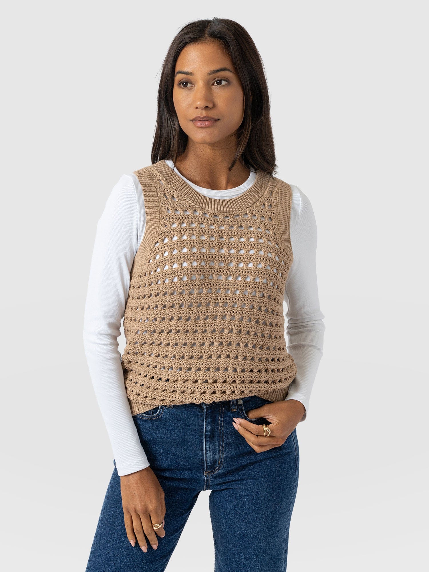 Adler Sleeveless Knit Camel - Women's Vests | Saint + Sofia® US