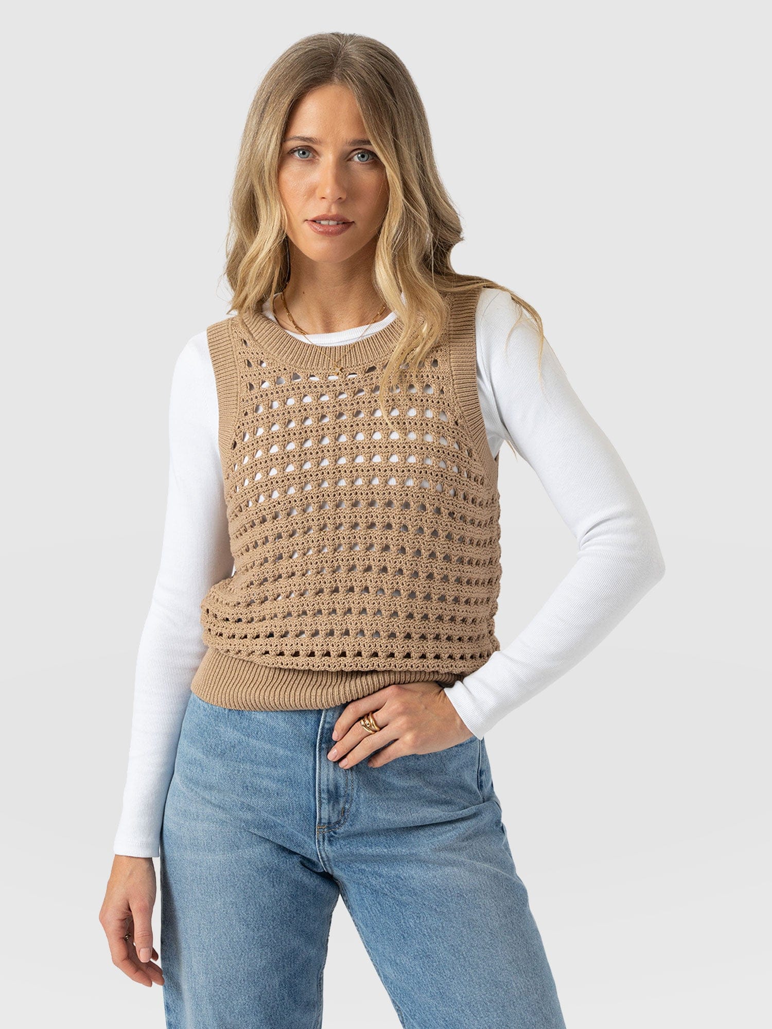 Adler Sleeveless Knit Camel - Women's Vests | Saint + Sofia® US
