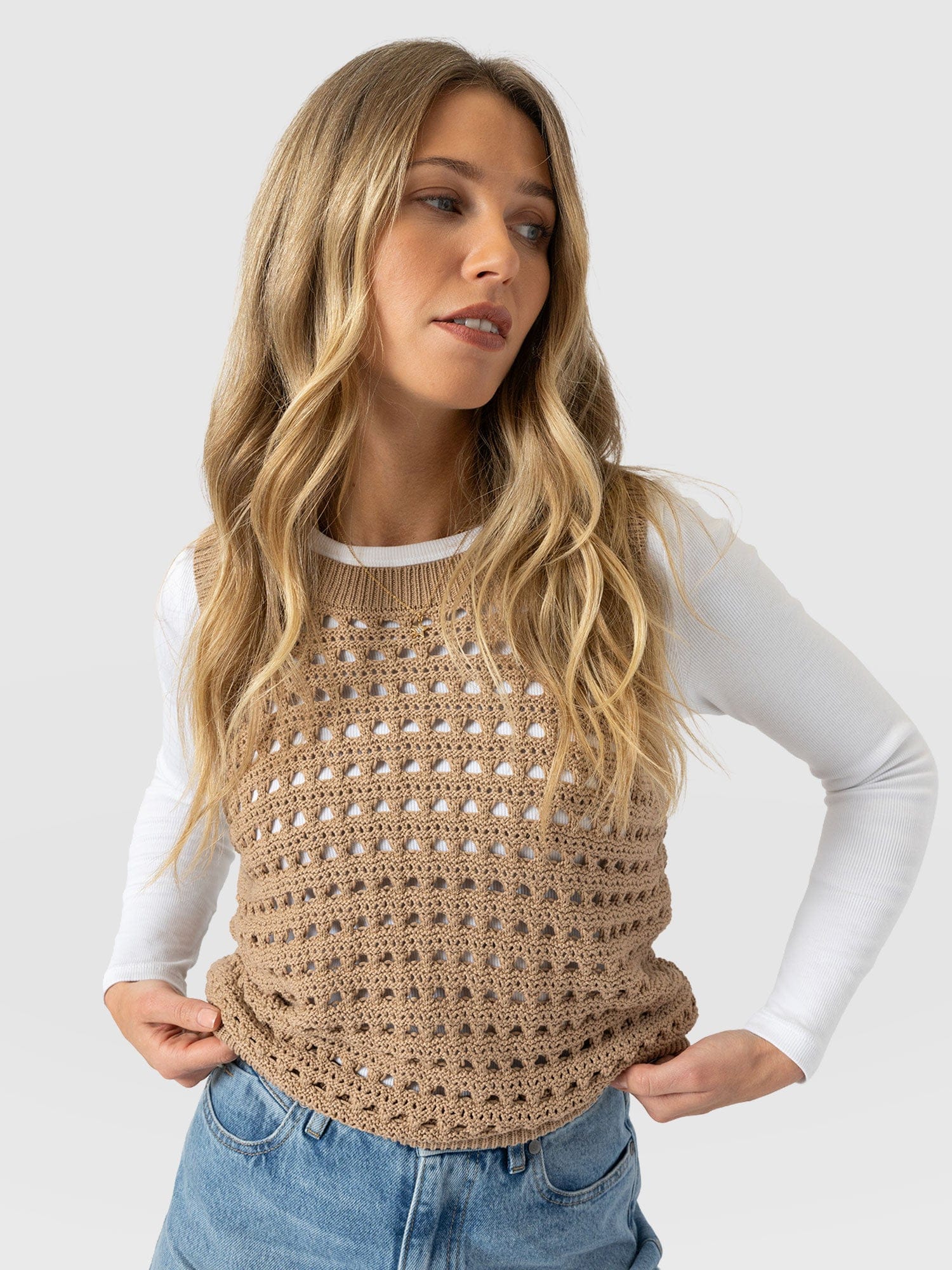 Adler Sleeveless Knit Camel - Women's Vests | Saint + Sofia® US